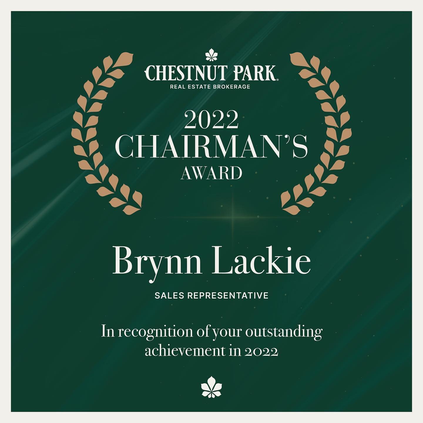 ✨ G R A T E F U L ✨ and excited for another year of adventures in real estate with the very best in the biz @chestnutparkhomes

&bull;

&bull;

&bull;

#brynnlackierealestate #chestnutparkrealestate #womeninrealestate #torontolife #sellingtoronto #to