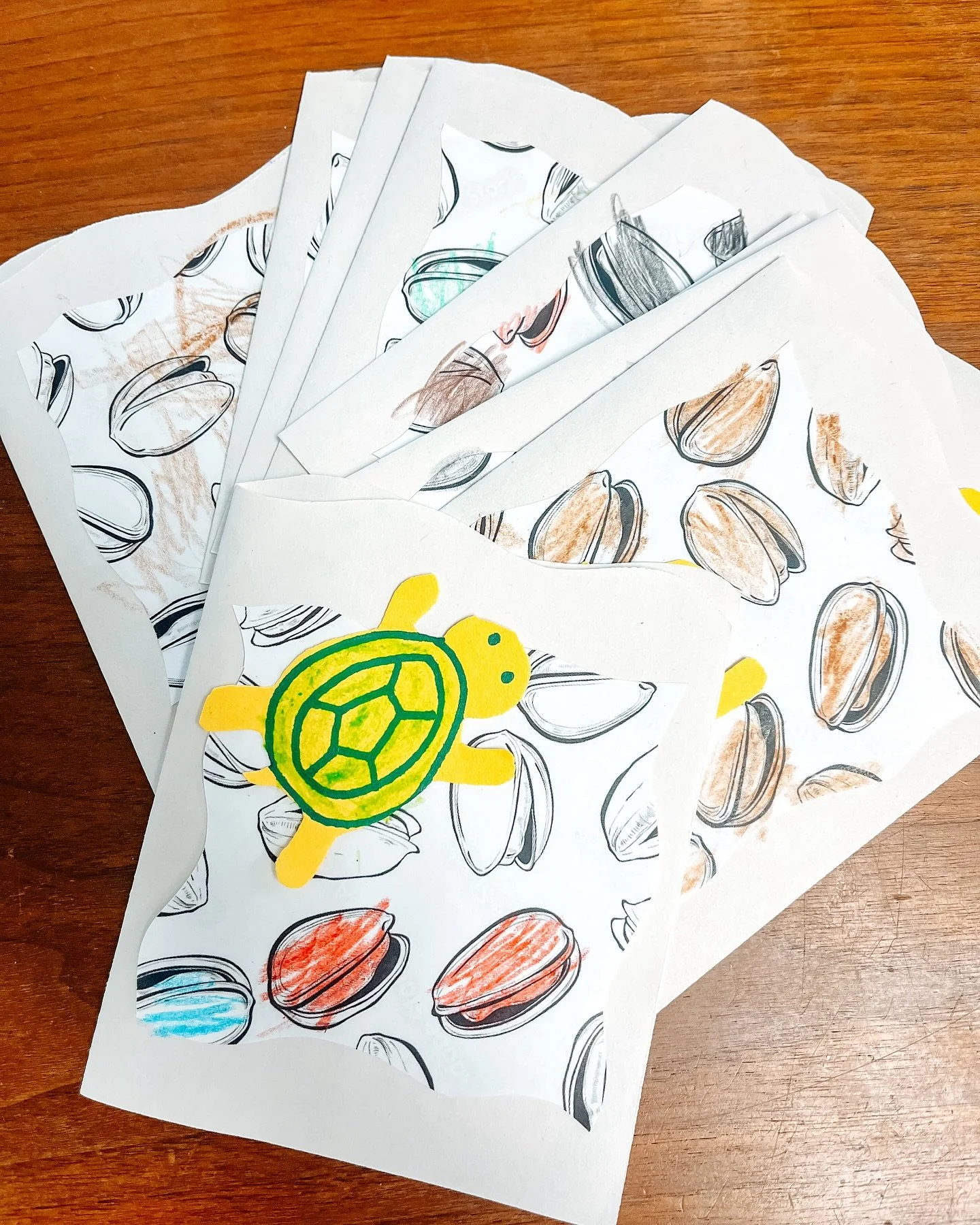The Grove classroom forgot that it was their turn to take care of Pistachio. And on his &ldquo;birthday&rdquo; month no less?! 
So they made him little apology cards. 🥲💌
Pistachio forgave them. All is well 🫂🐢

&bull;

&bull;

&bull;

&bull;

#haw
