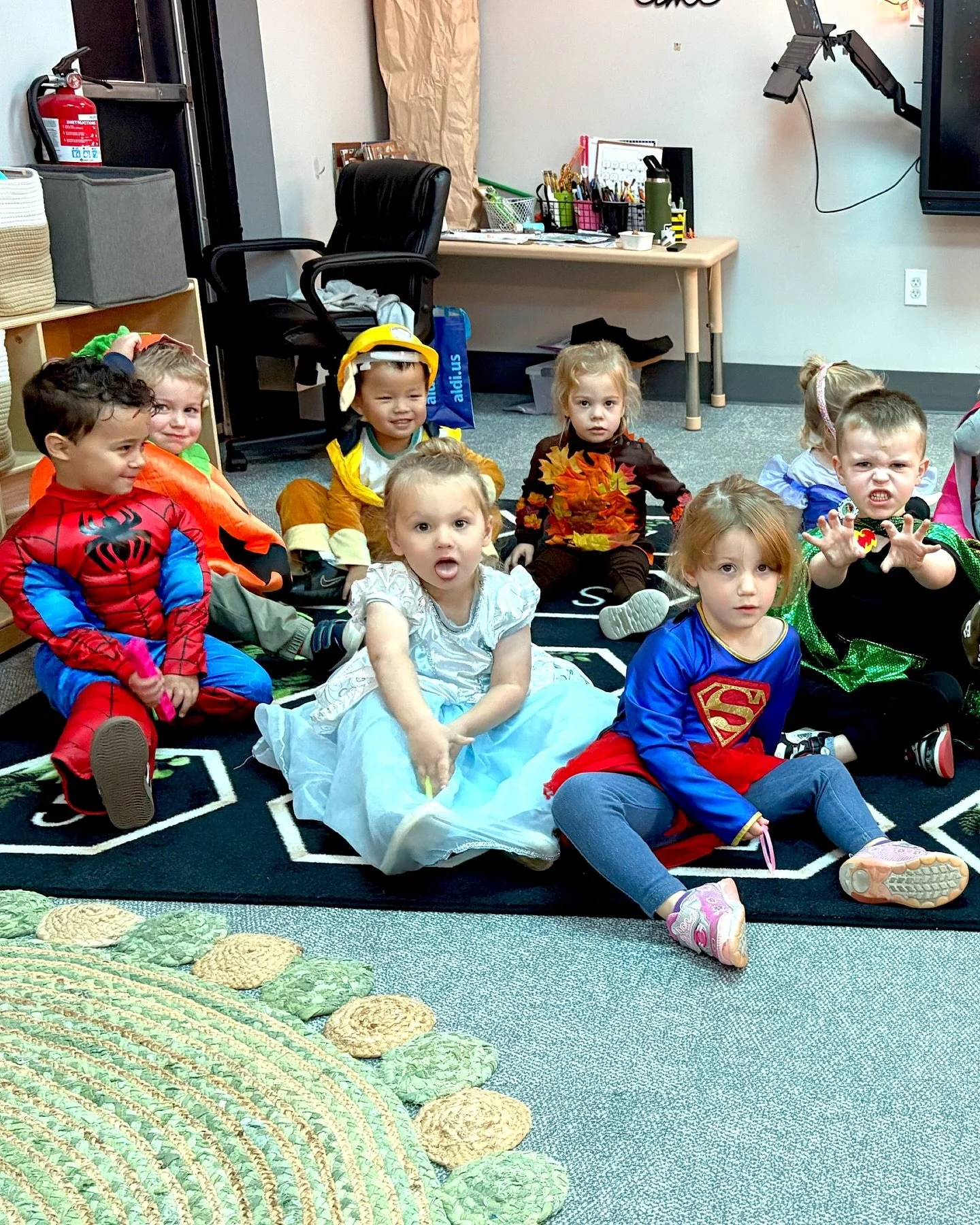 some spooky times over at hawthorn grove 👻🎃🪦🌙

&bull;

&bull;

&bull;

&bull;

#hawthorngrovechildcare #cledaycare #clechildcare #bayvillageOH #bayvillagedaycare #westlakedaycare #clevelanddaycare #clevelandchildcare #clevelandpreschool #cle #cle