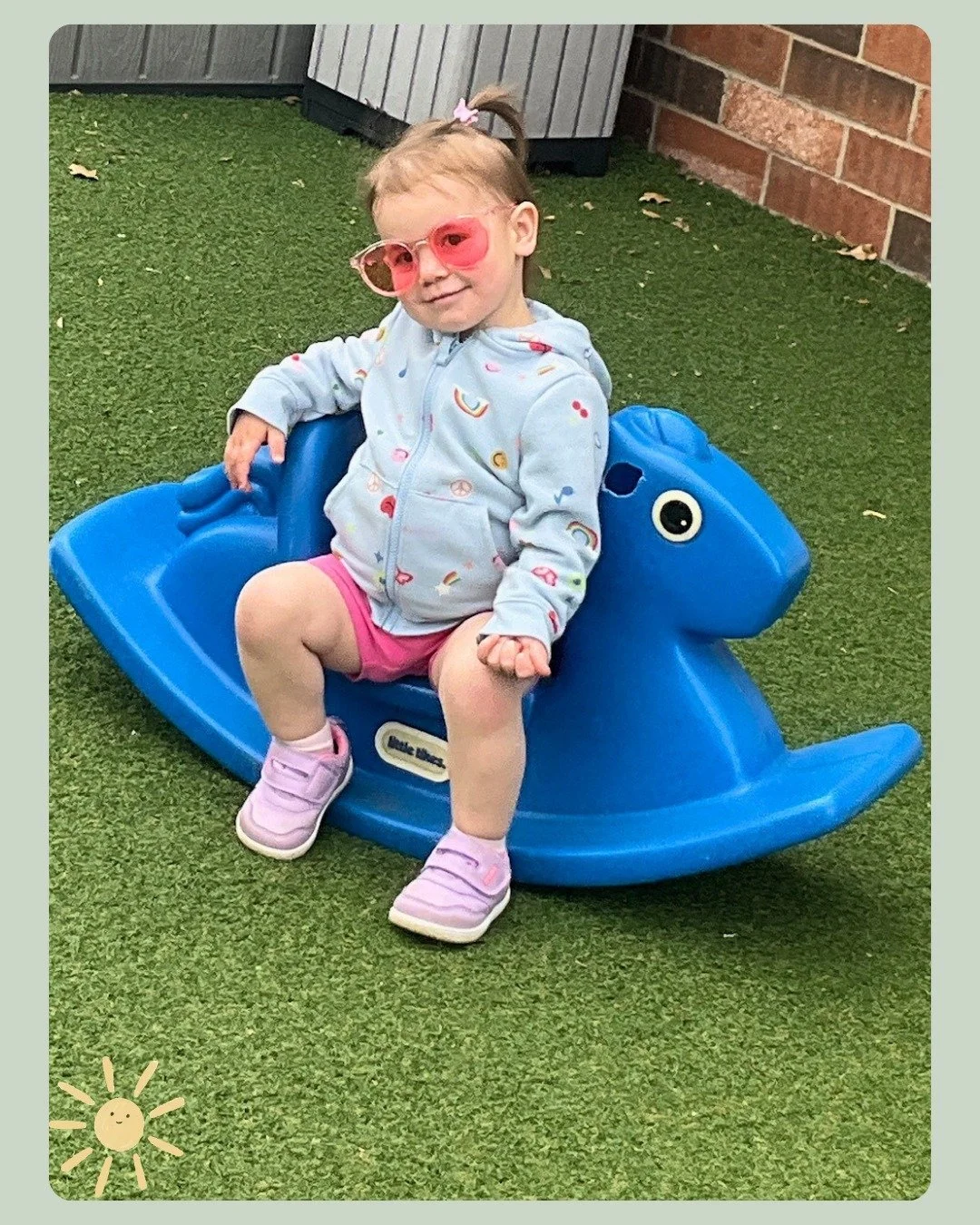 Cool shades and big Friday energy 😎☀️
&bull;
&bull;
&bull;
&bull;
&bull;
&bull;
 #hawthorngrovechildcare #cledaycare #clechildcare #bayvillageOH #bayvillagedaycare #westlakedaycare #clevelanddaycare #clevelandchildcare #clevelandpreschool #cle #clek