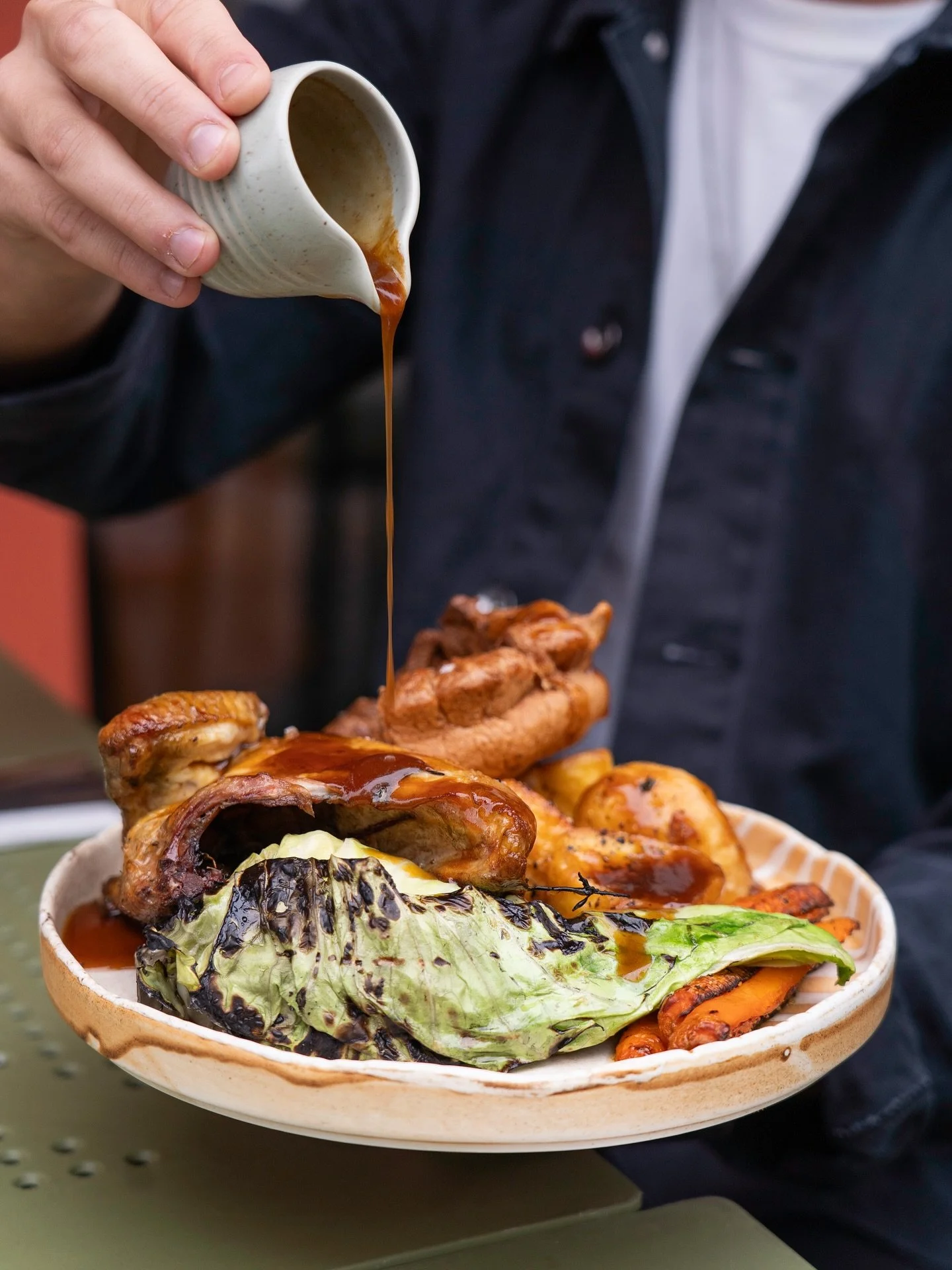 SUNDAY ROASTS ARE BACK THIS SUNDAY IN WANSTEAD 🙌 // Our roasts made their debut last week and we&rsquo;re back again this Sunday for round two.

Join us for tender beef brisket, roast chicken and all the proper trimmings. Braised cabbage, crispy pot