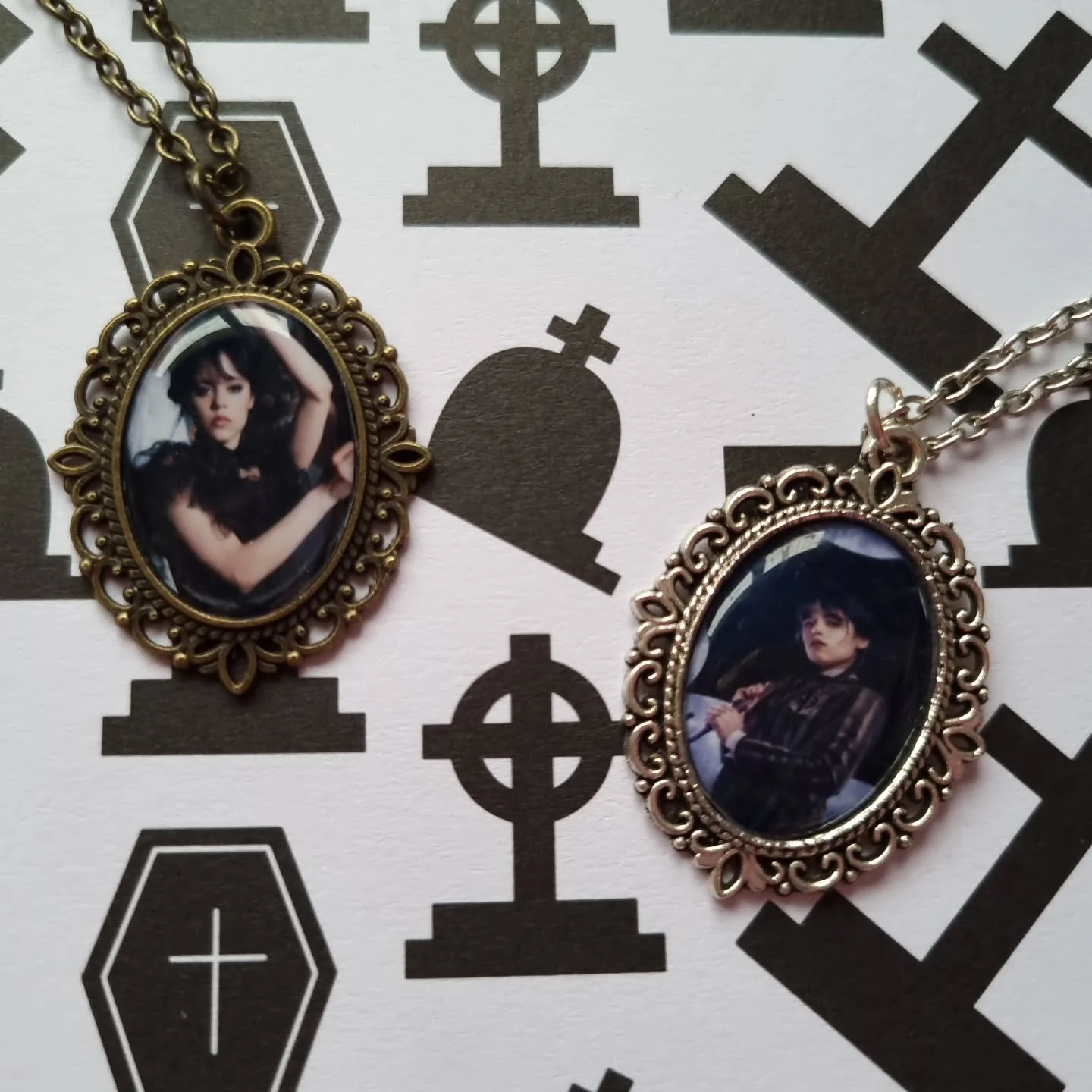 What's everyone's thoughts on new season of Wednesday? !
..
.
#wednesday #wednedsayaddams #theaddamsfamily #lurch #thing #jennaortega #wednesdaynetflix #netflixandchill #goth #gothgirl #gothaesthetic #gothfashion #gothfinds #alternative #horrorfan #h