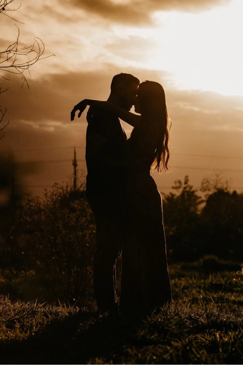 the secure relationship, julie menanno, secure relationship, secure love, how to build a secure relationship