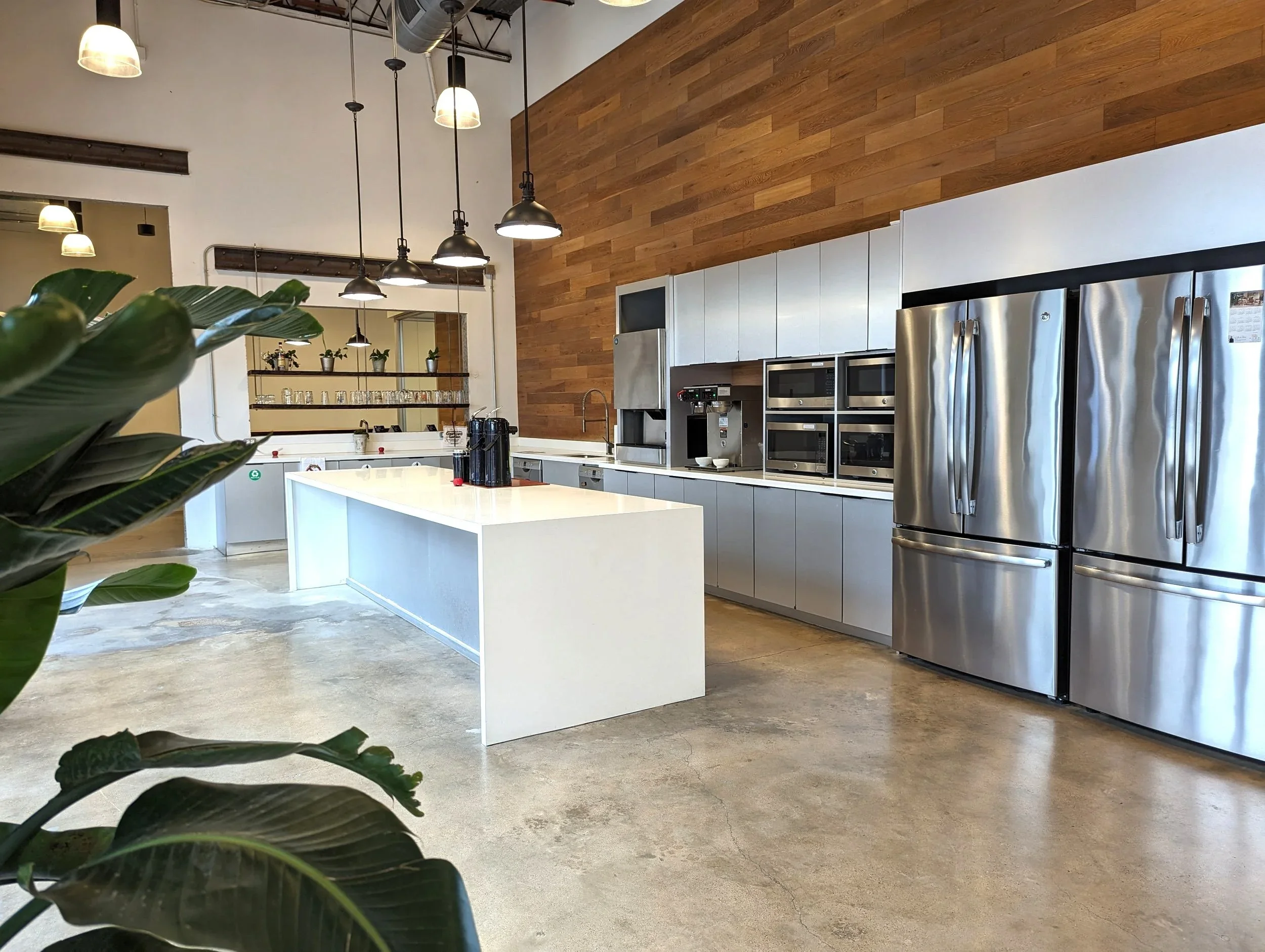 05-shared-kitchen.webp