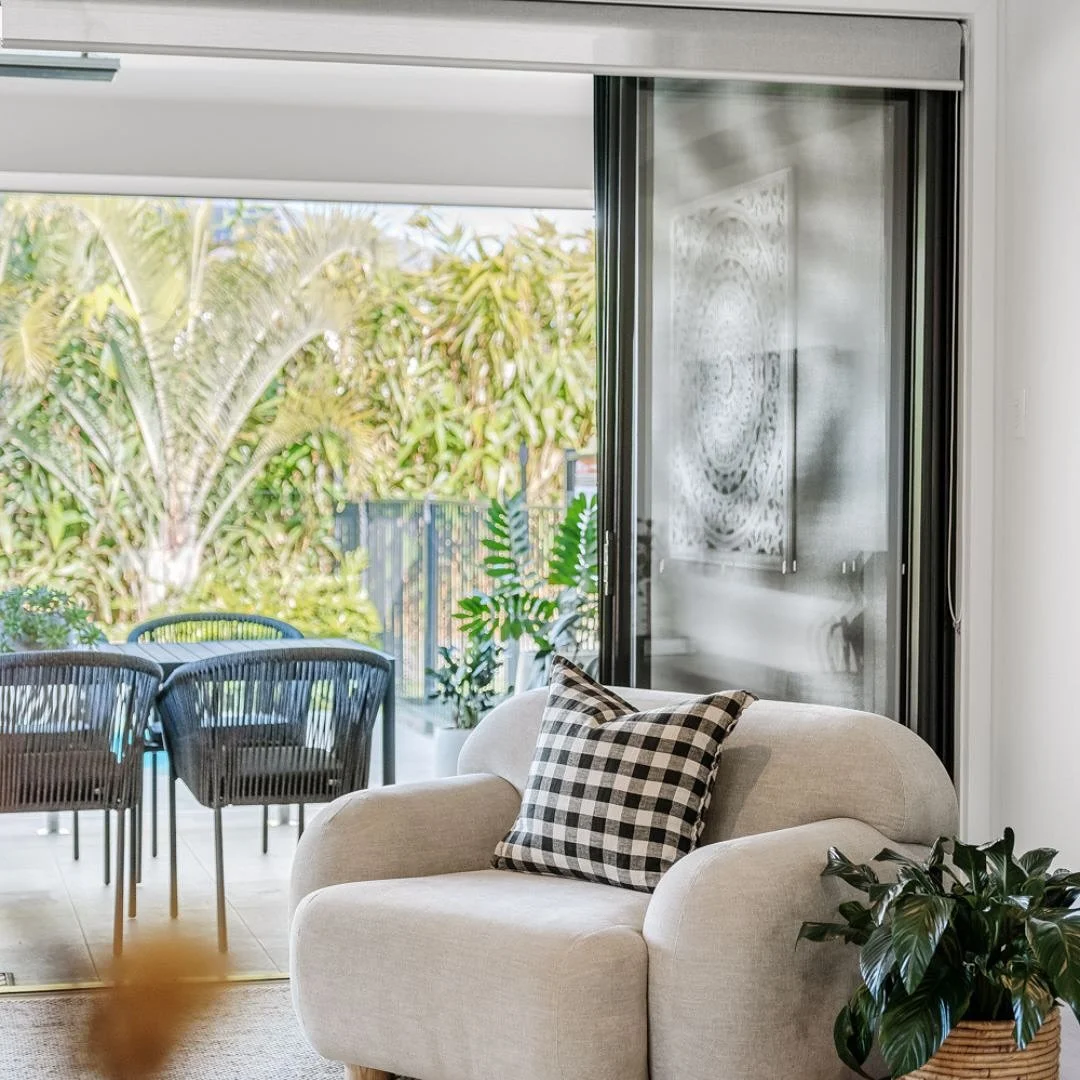 It's our 2nd time selling this property &amp; we would love to tell you about it.

But it's already sold. 

➕ Styled, marketed &amp; sold in 2 weeks: 11 Fin Street, Teralba 

4 Bed | 2 Bath | DLUG | 572m2

Located within the luxe, bush and lake surro