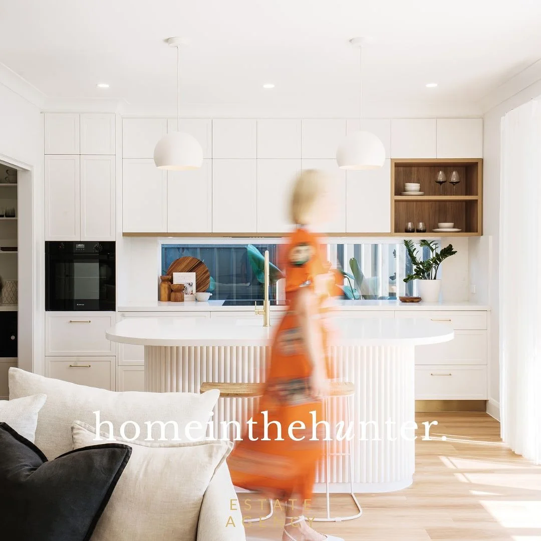 Some homes are just pure magic.

⚓️ 24 Banyan Street, Teralba (Billy's Lookout)

Crafted for coastal connection and custom built by a perfectionist local builder, this is the dream home.

4 Bed | 2.5 Bathrooms | 2 Living | Large DLUG