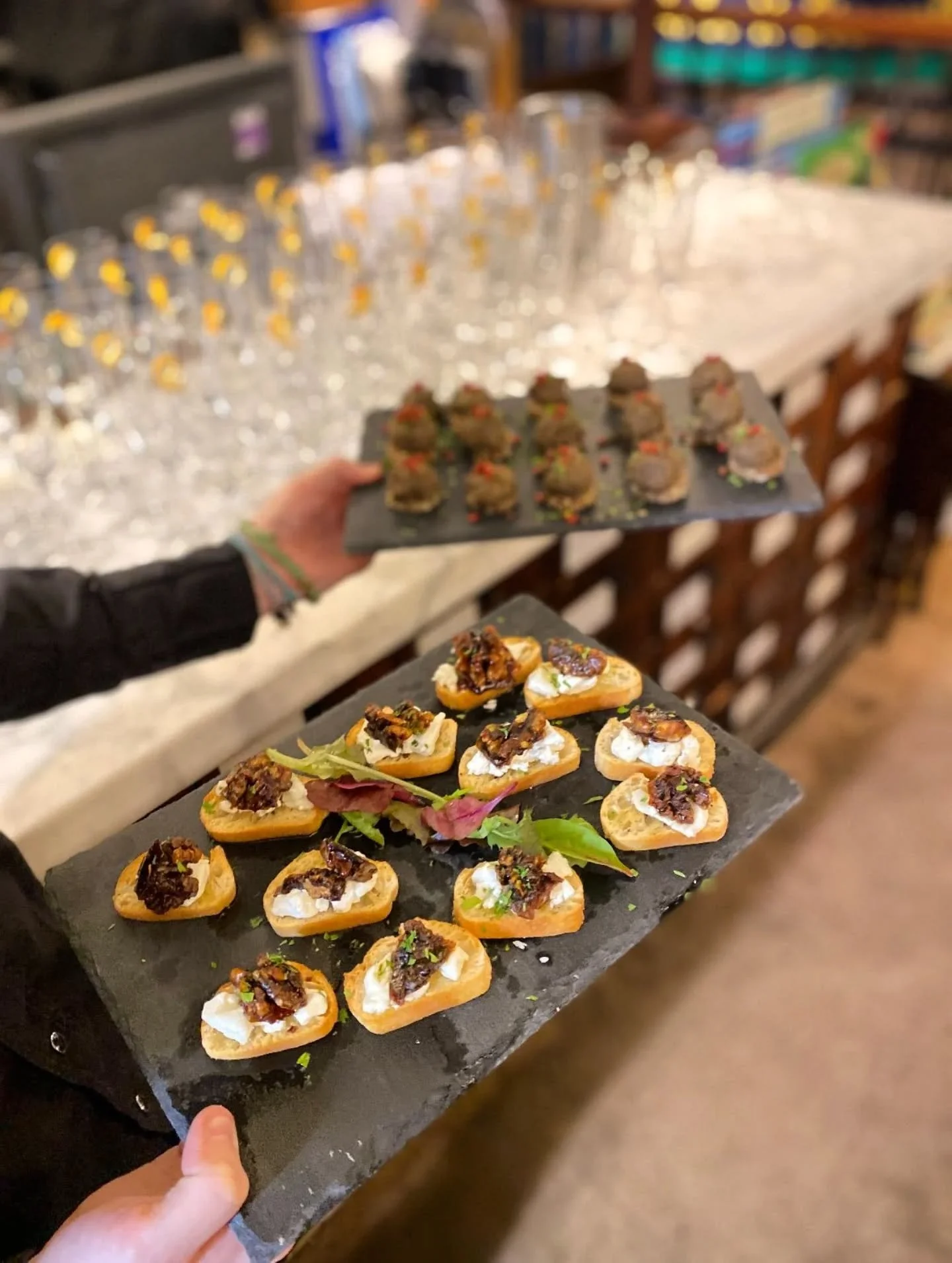 Last night we hosted our annual Christmas Feast and it was an absolute delight!

The Portico kitchen team cooked up a storm, our incredible hospitality team ensured everyone felt right at home and we had gorgeous music from @rncmlive graduates Orla a