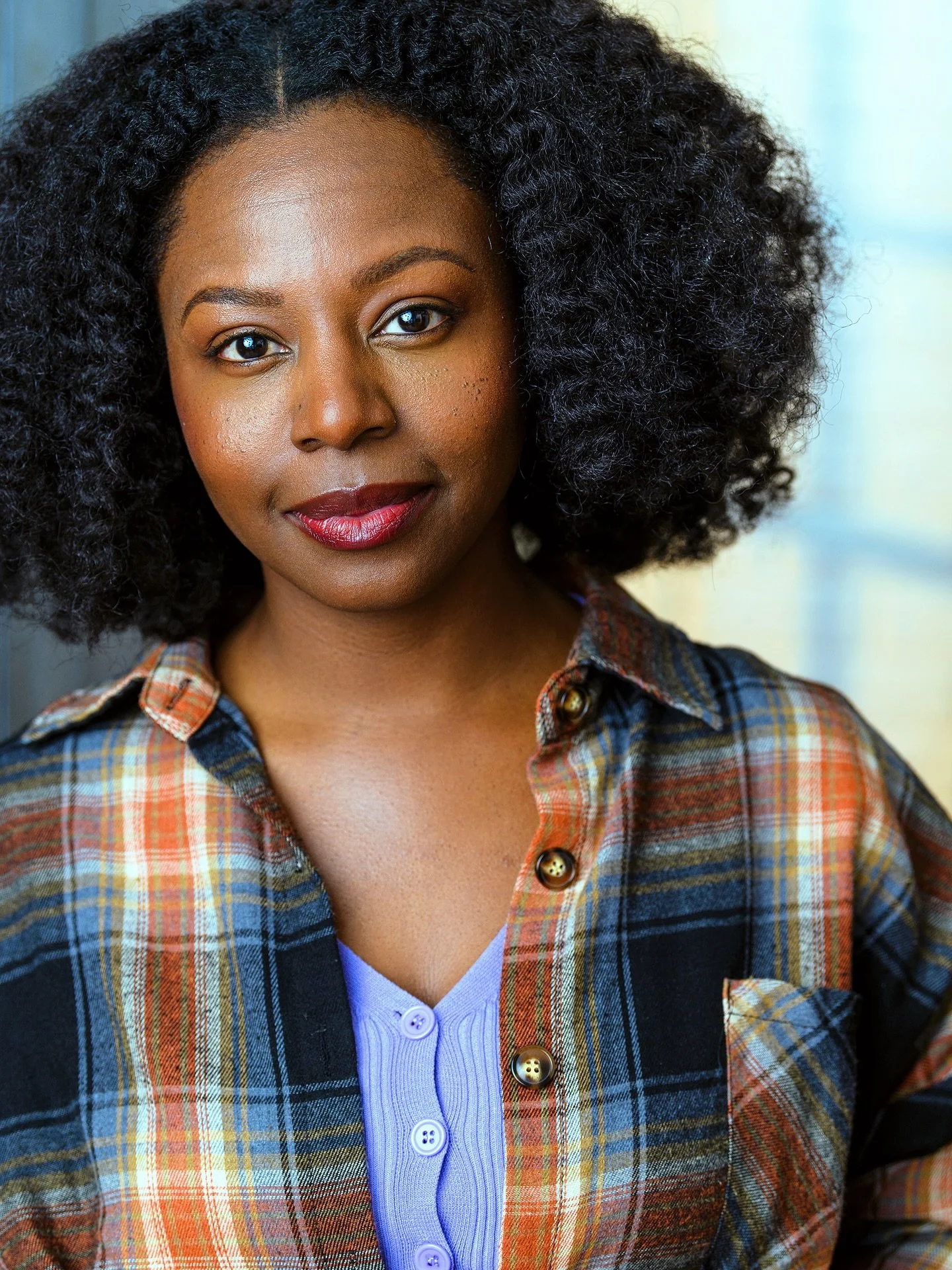 Ms Erin Dukes! When we met, we both knew we looked familiar to each other. We had just worked on a commercial campaign and passed each other on set ☺️❤️ AND we have the same managers ❤️❤️ @entlab.la 
&bull;
&bull;
&bull;
&bull;
&bull;
#commercialhead