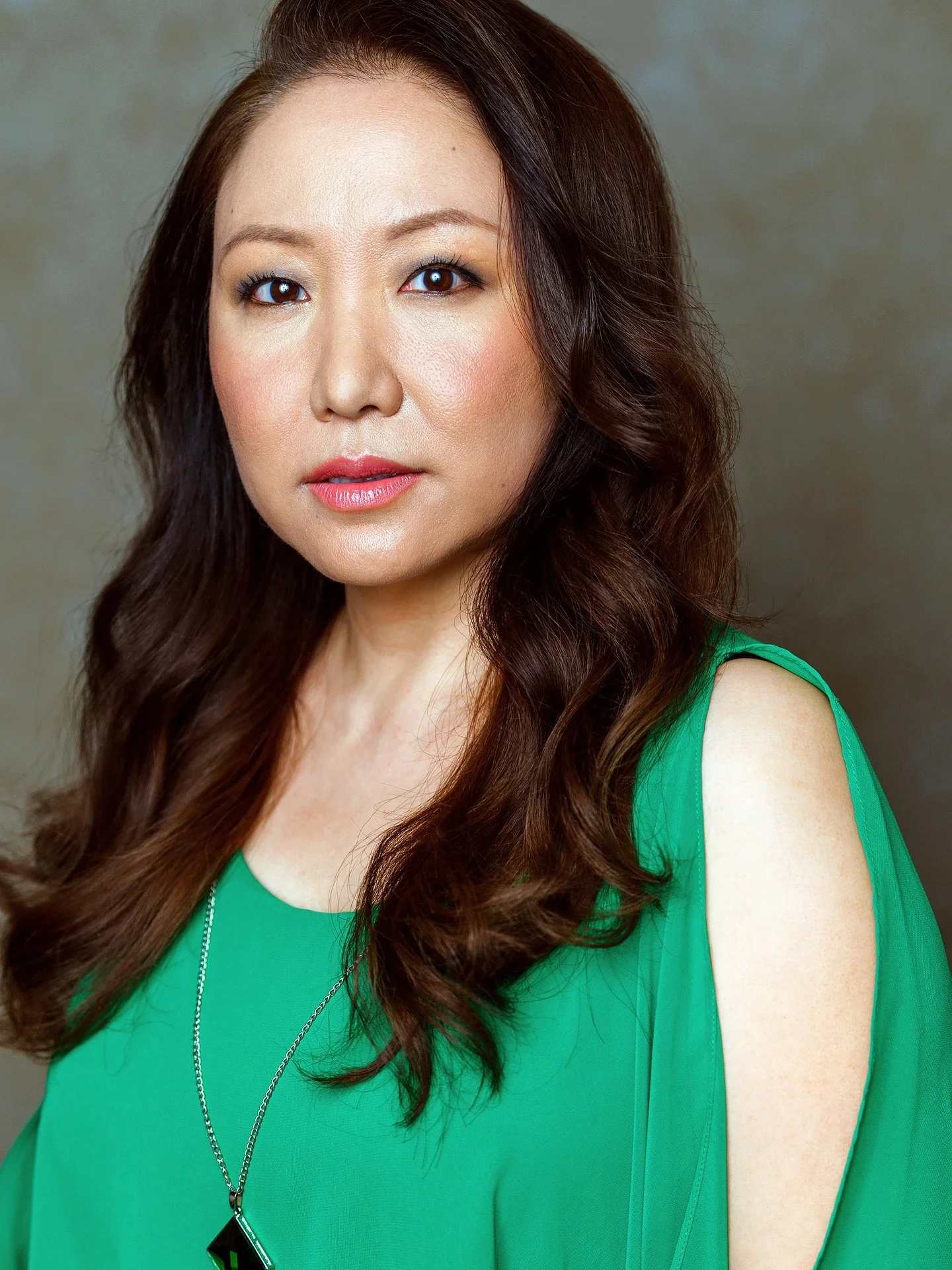 Some brand new shots with @mileyyamamoto 🔥 When I hear &ldquo;I look like myself!&rdquo; It&rsquo;s music to my ears ❤️
@feraltalentinc 

&bull;
&bull;
&bull;
&bull;
#theatricalheadshot #episodicseason #actorheadshots #headshots #headshotphotography