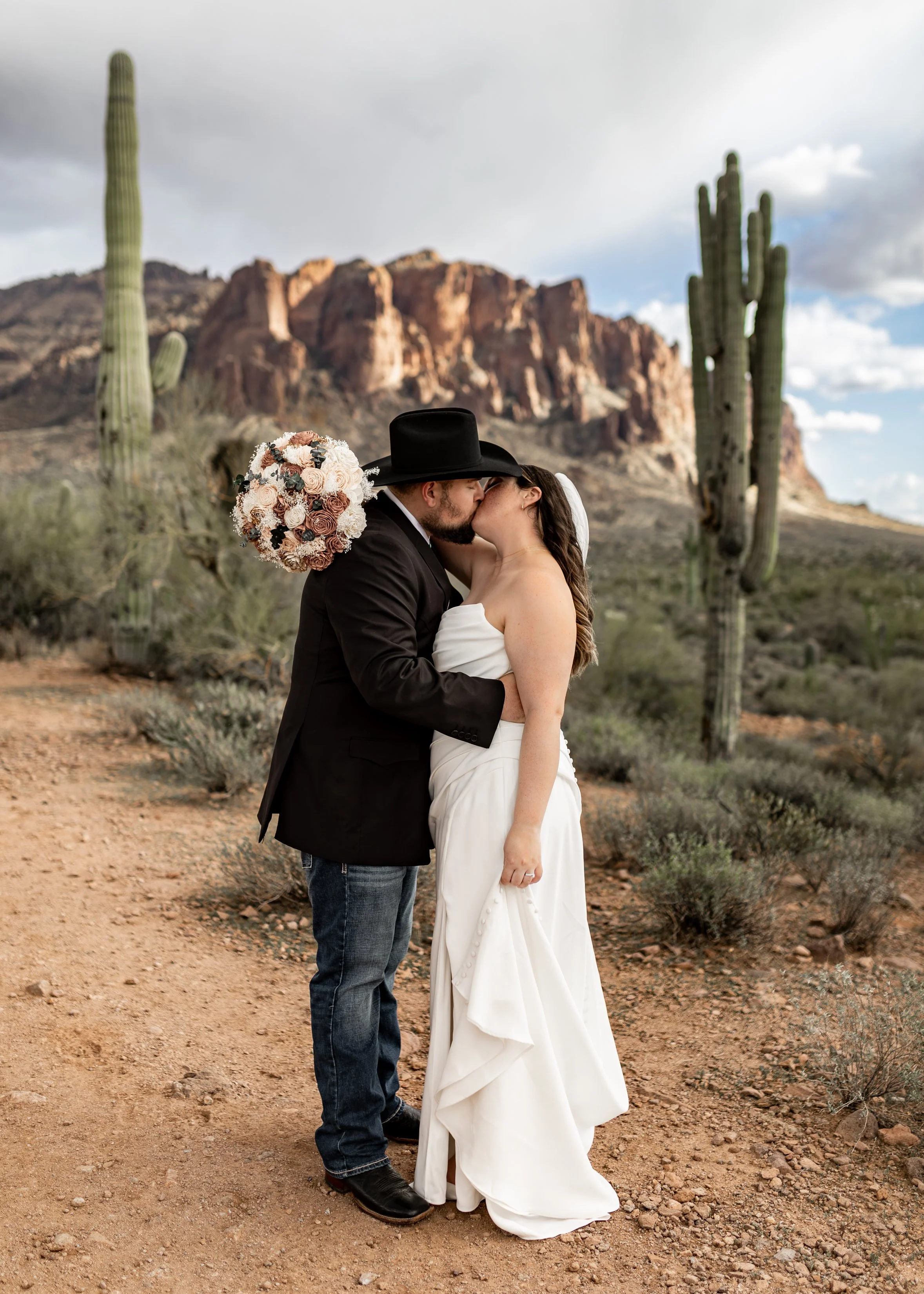 Kaitlyn&Harrison_Wedding_105.jpg
