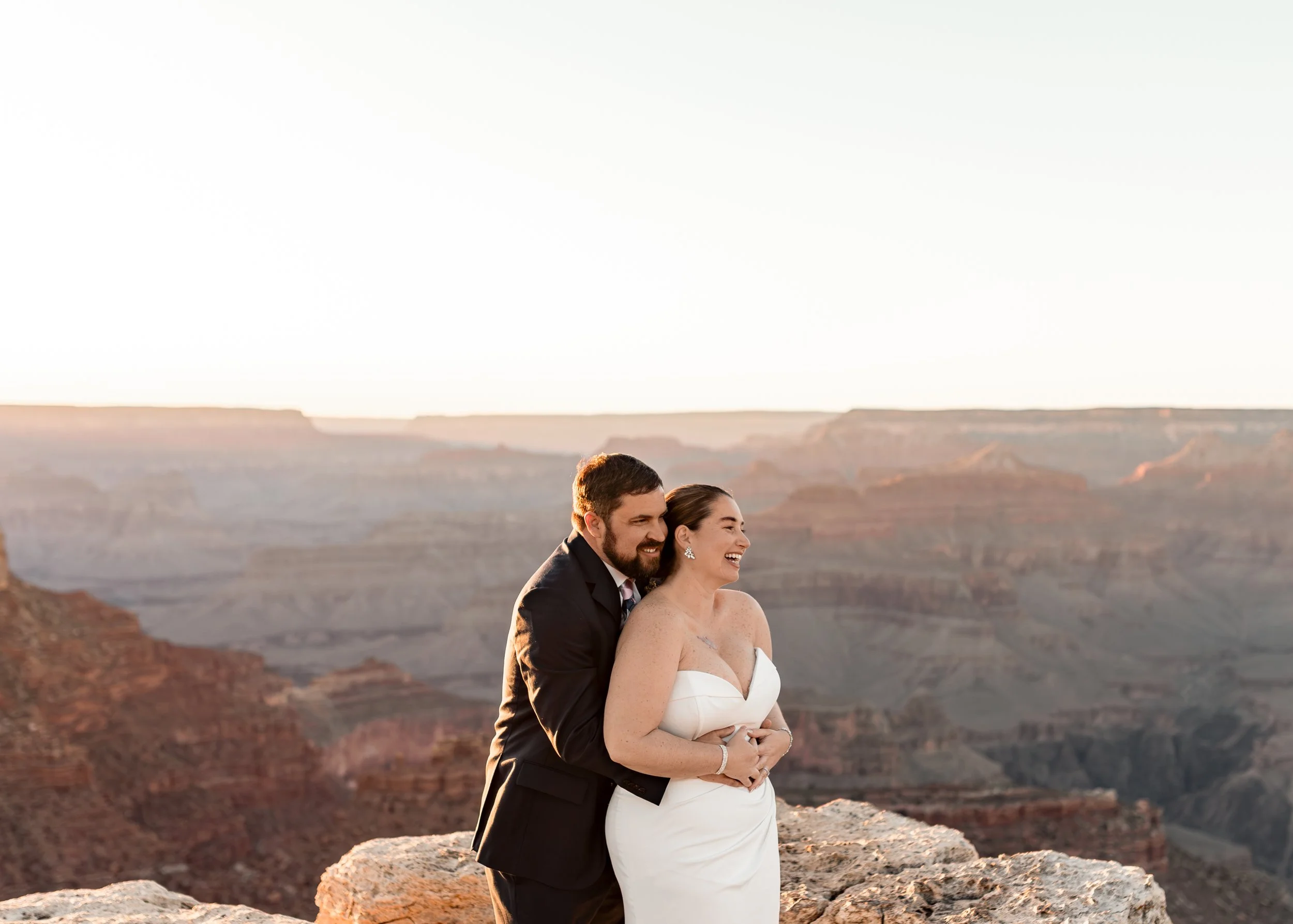 Lynsey&Taylor_Wedding_SneakPeek_24.jpg
