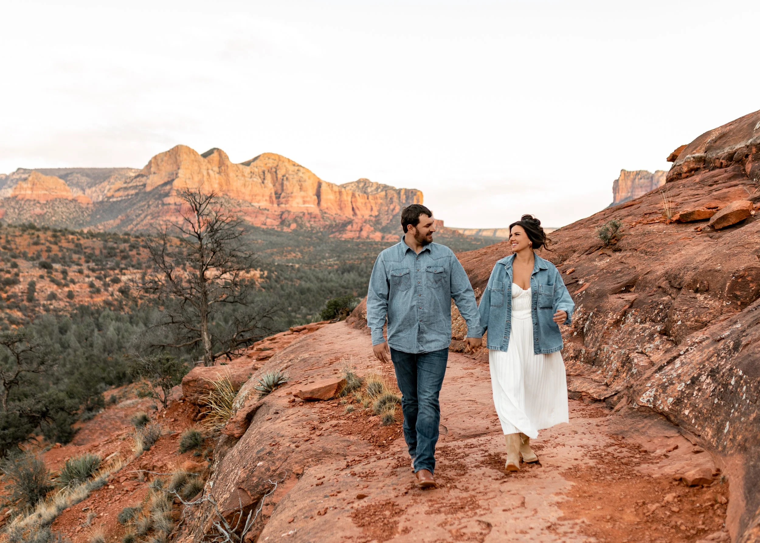 Korie&Jake_Sedona2026_25.jpg