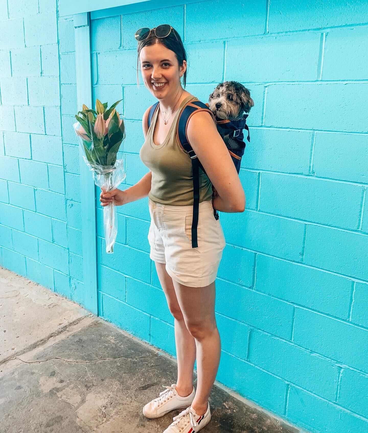 Doggie-in-backpack sighting!! 🤩

&hellip;Gosh dang do we have the cutest visitors! Just look at this adorable duo! 😍😍

🙏Thanks for the 📸 op, @maryhaasl and Spritz! 💕🤗
.
.
.
.
#mplspetmarket #unleashedhoundsandhops #unleashed #houndsandhops #mp