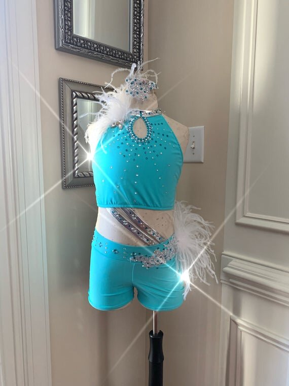 https://i.etsystatic.com/11745165/r/il/4cd4d1/2115271612/il_570xN.2115271612_32ft.jpg