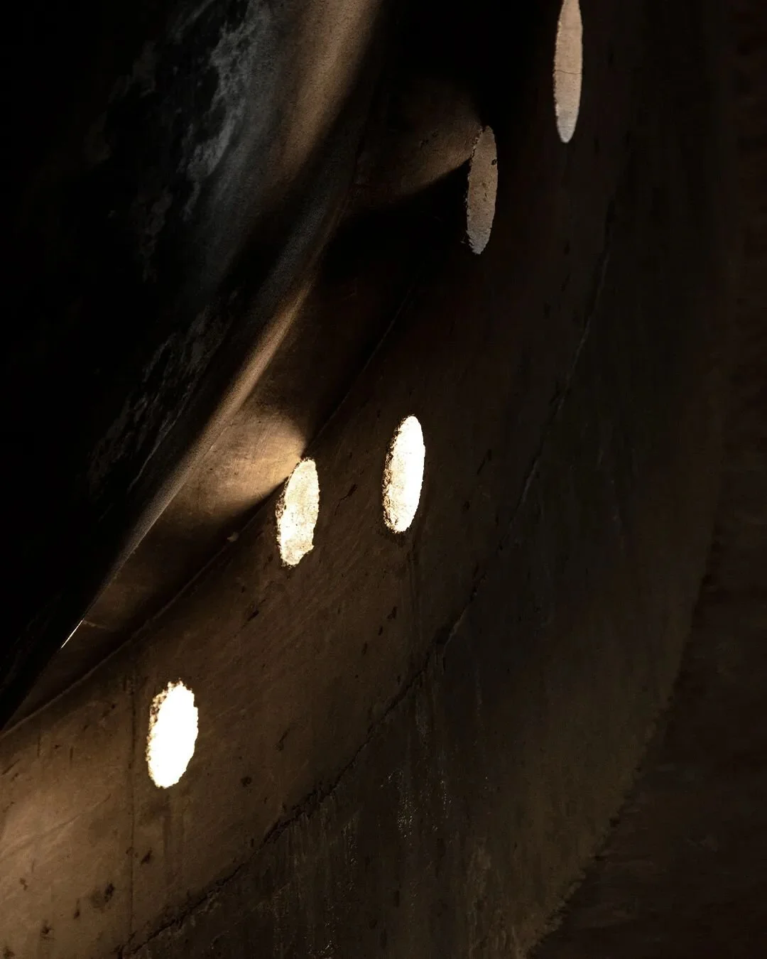 Fill the space between sand and stars. #CasaSilencio #ElSilencio
•
•
•
•
•
•
#oaxaca #mexico #mezcal #tequila #agave #agavelove #mezcallovers #alcohol #spirits #craftspirits #distillery #distillerytour #palenque #mezcale