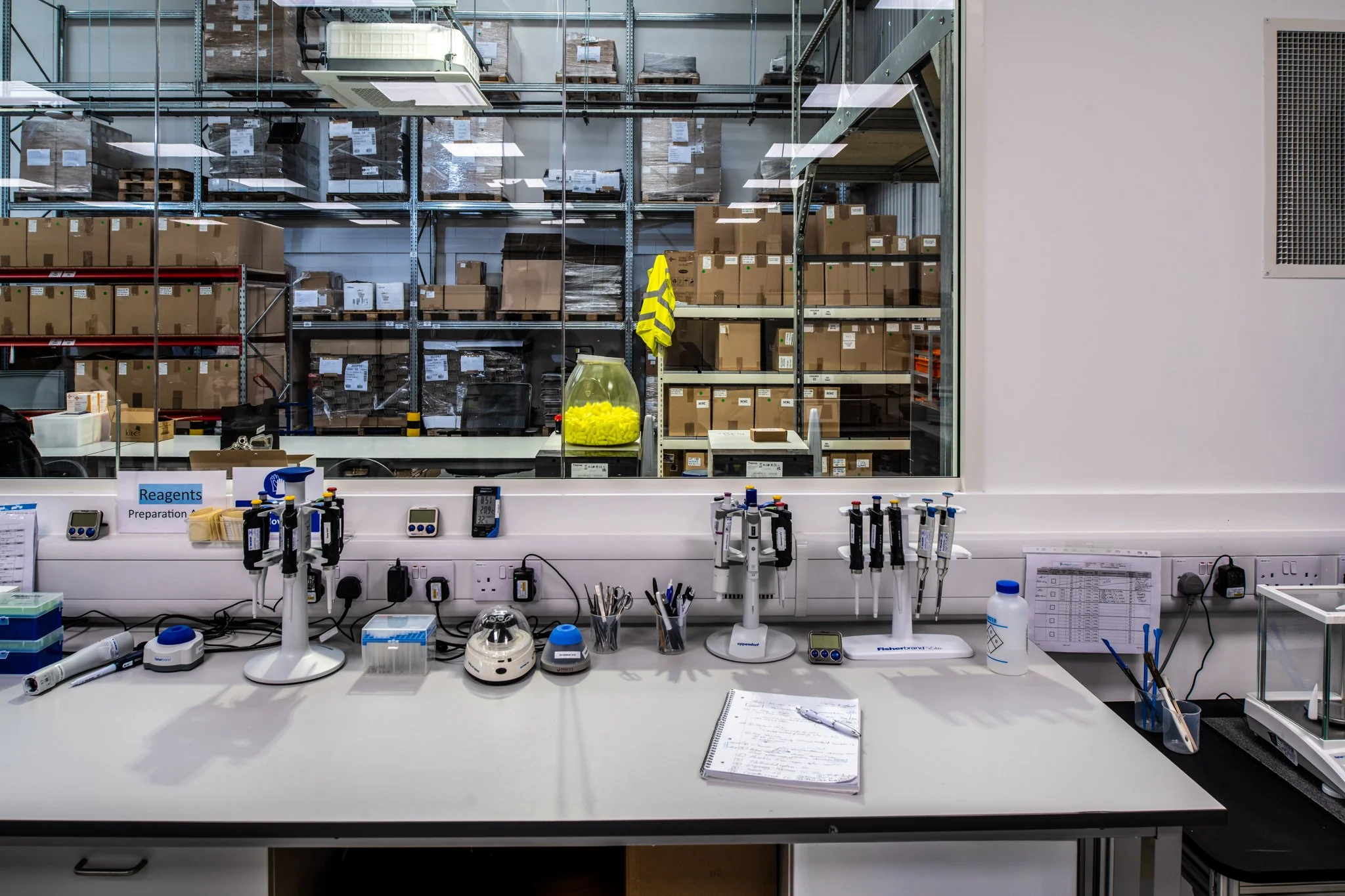 010-ZeroWorkspace PocDoc SMALL.jpg