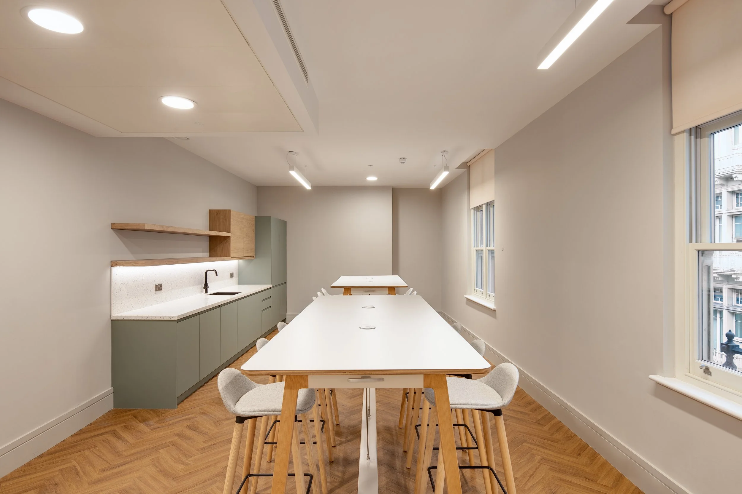 Savoy Hill House 07 highres sRGB.jpg