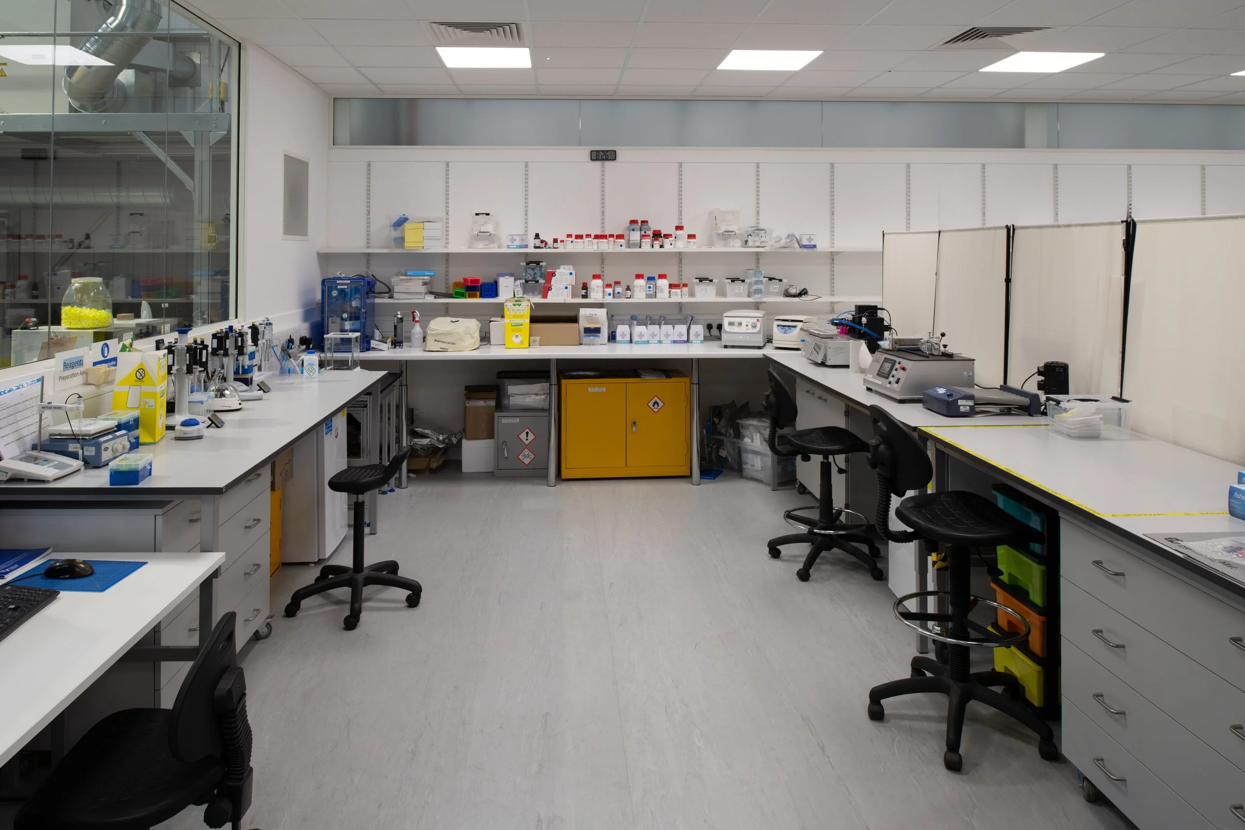 003-ZeroWorkspace PocDoc LARGE.jpg