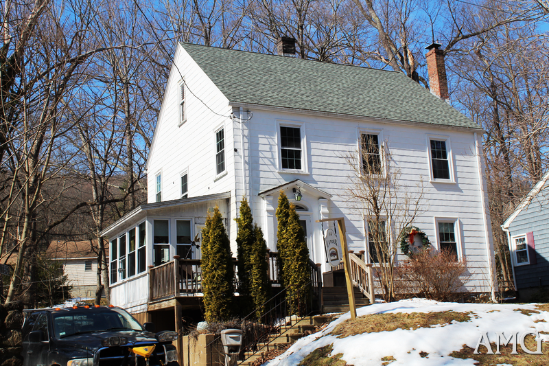 84 Park Ave, Southbridge, MA