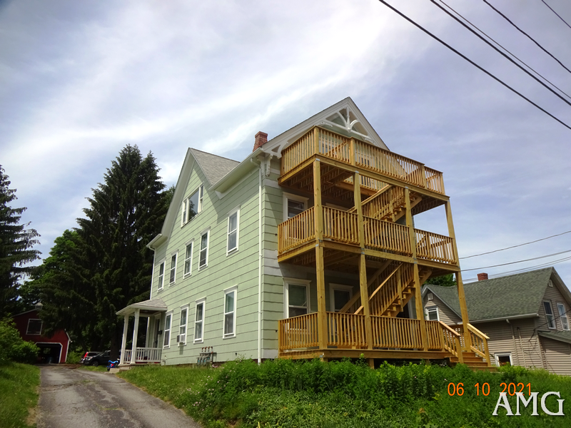 18 Steele St, Worcester, MA 