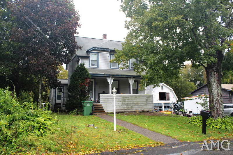 24 King St N Brookfield-17.png