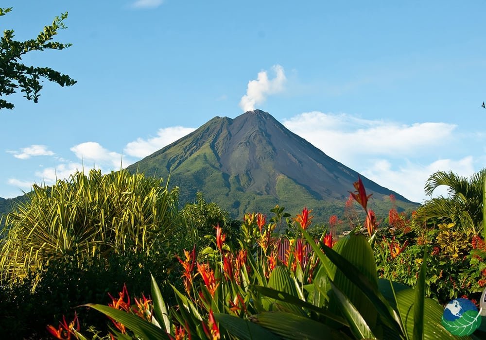 VOLCAN-ARENAL1.jpg