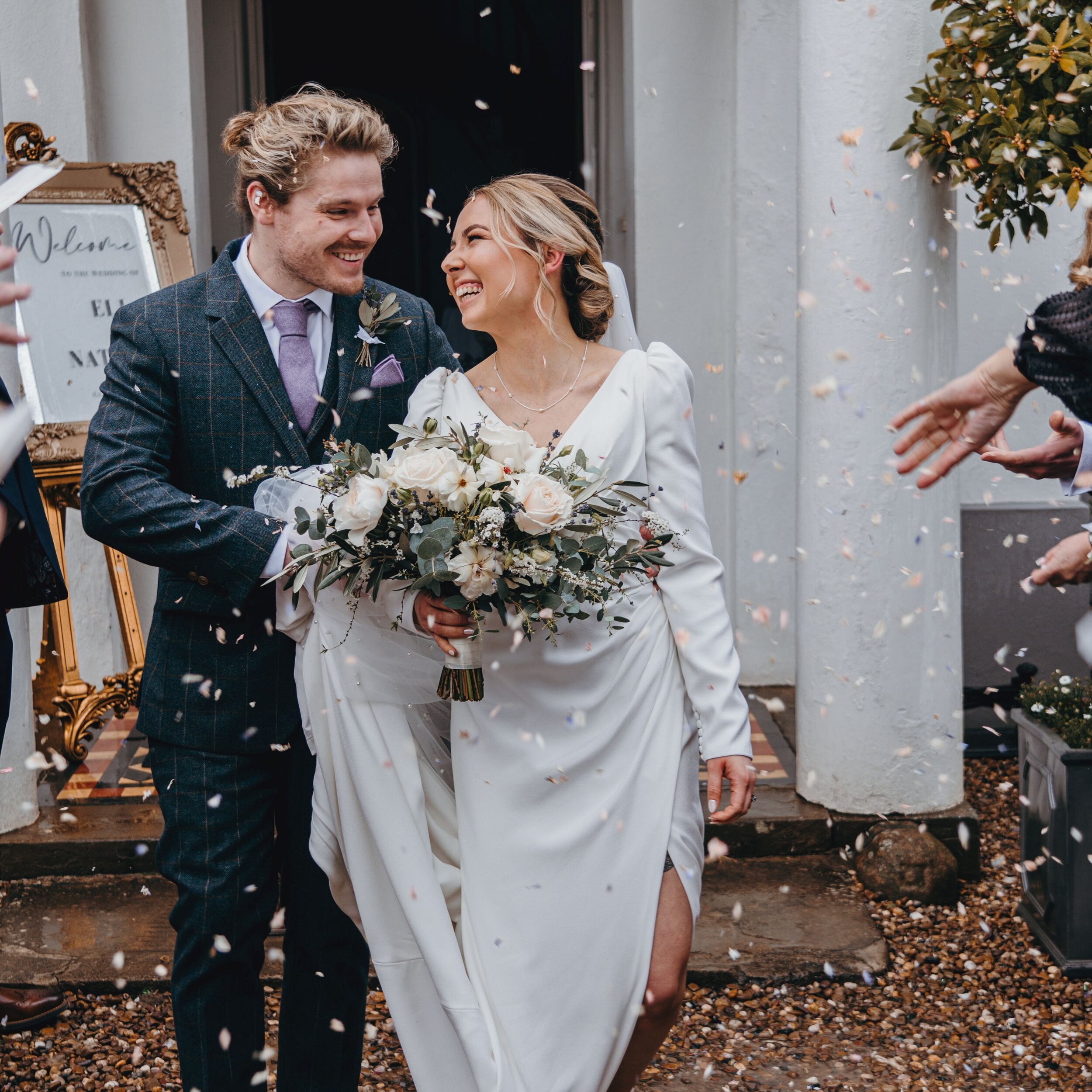 Ella &amp; Nathan 🤍 what a beautiful day held at @glewstonecourt 🥳 

Venue: @glewstonecourt 🏠 
Dress: @allaboutevebridalwear 👗 
Flowers: @emmalovelily 🌷 
Hair and Makeup: @jennamcdonnell6 👄