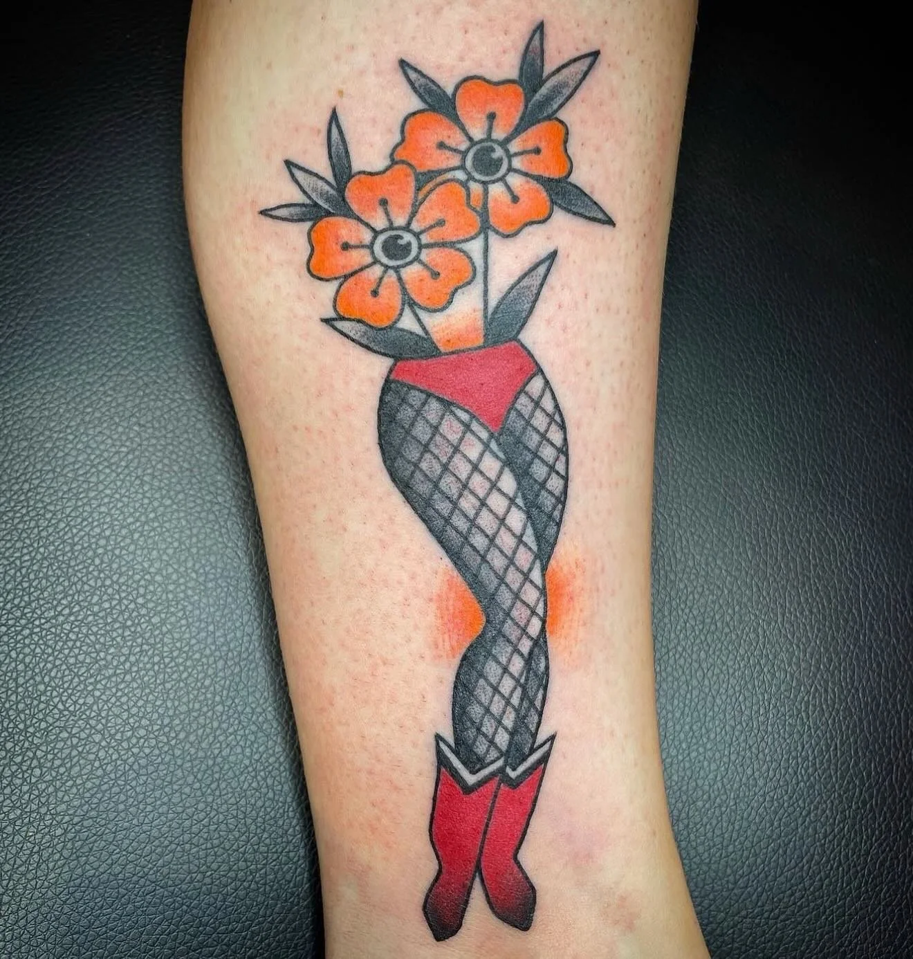 Flowers n&rsquo; filler! 🌻tattooed by @caromansur
