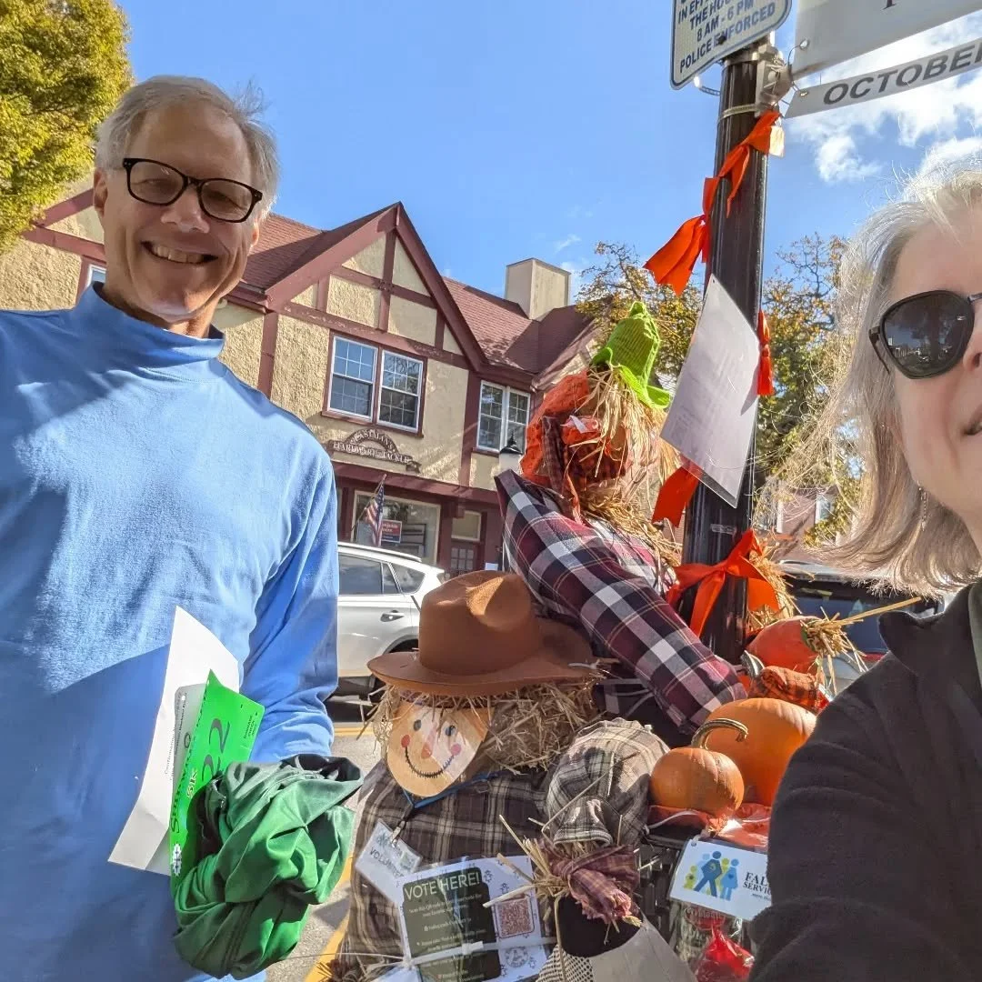 Have you seen the FSC and Hand in hand scarecrow on Main Street yet? Be sure to vote #falmouthvillagescarecrows