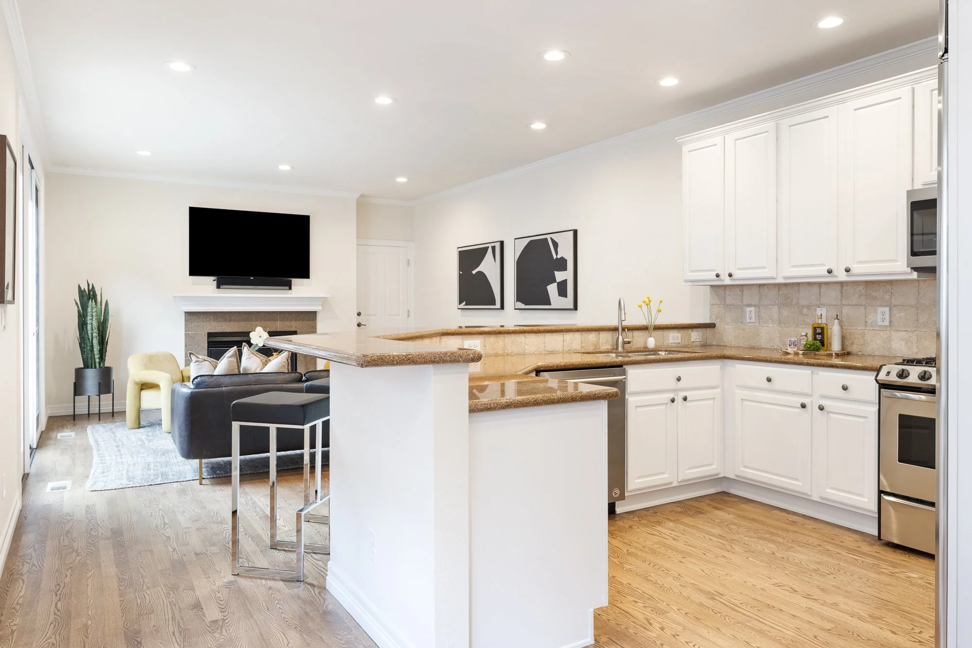 538 Cook Street - Web - Trendem Media-30.jpg