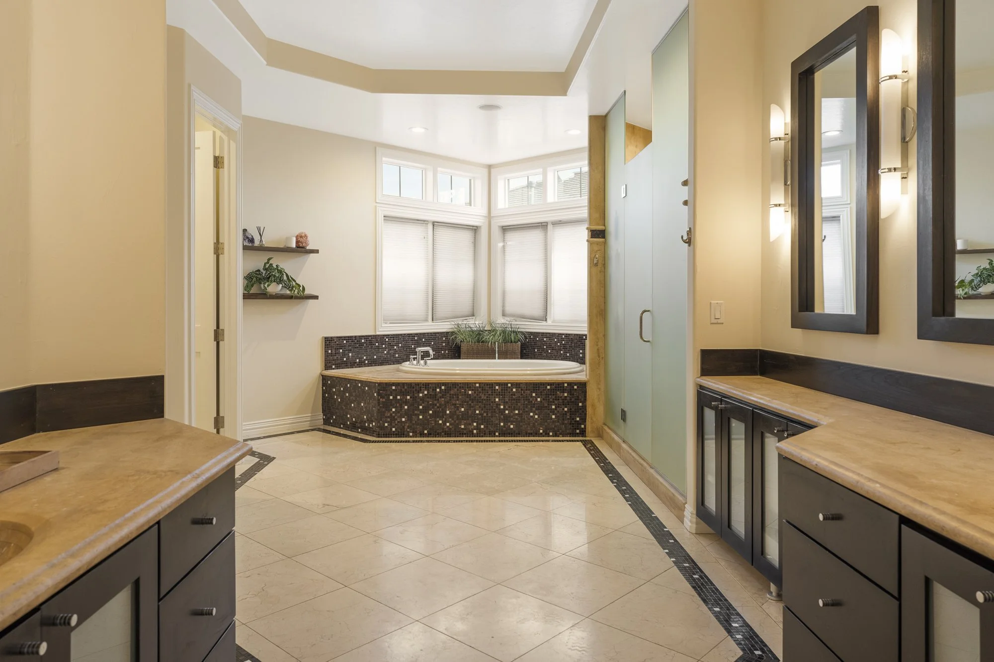 155 S Poplar st. - Web - Trendem Media-33.jpg