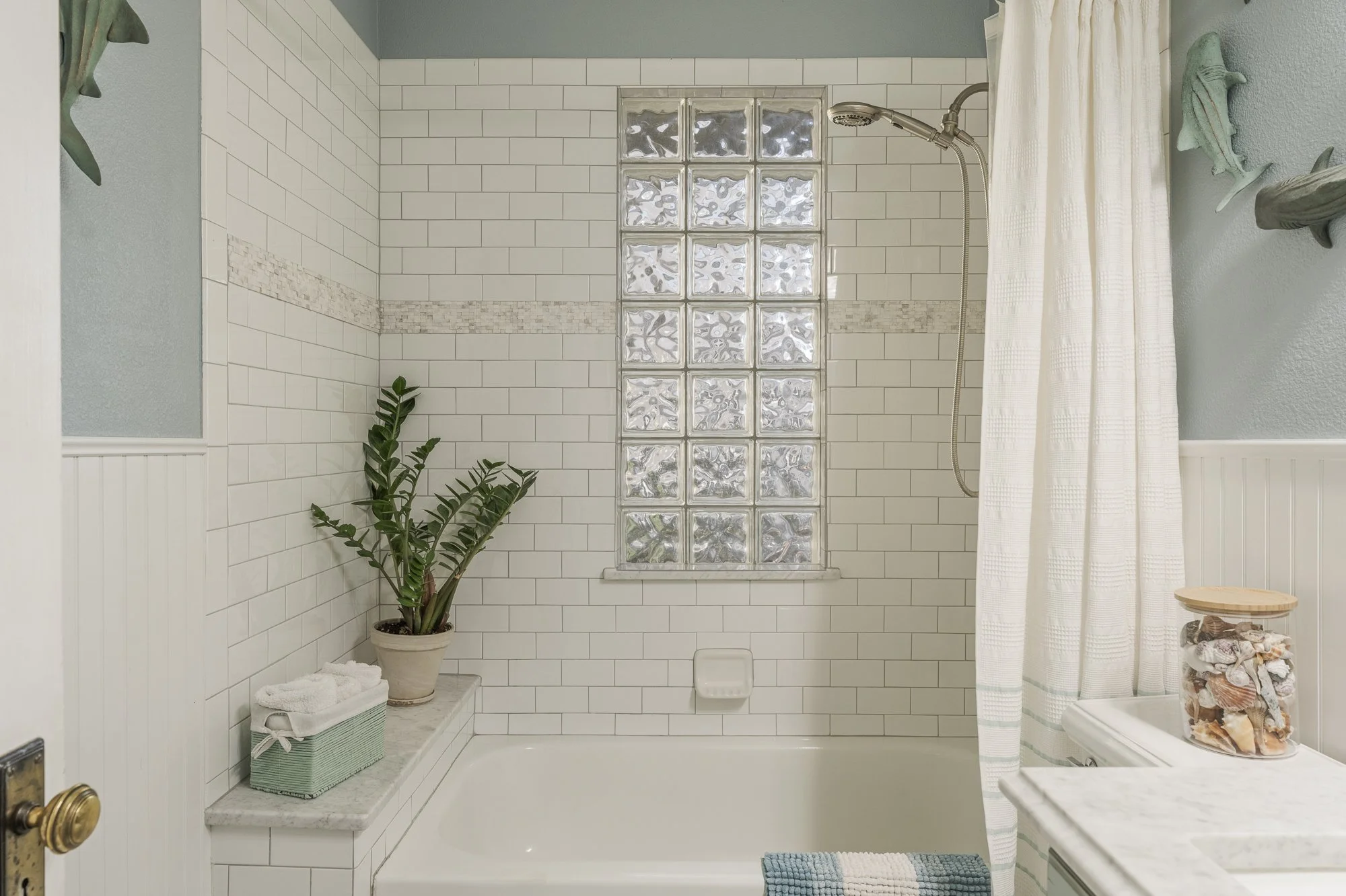 1230 Steele St - Web - Trendem Media-19.jpg