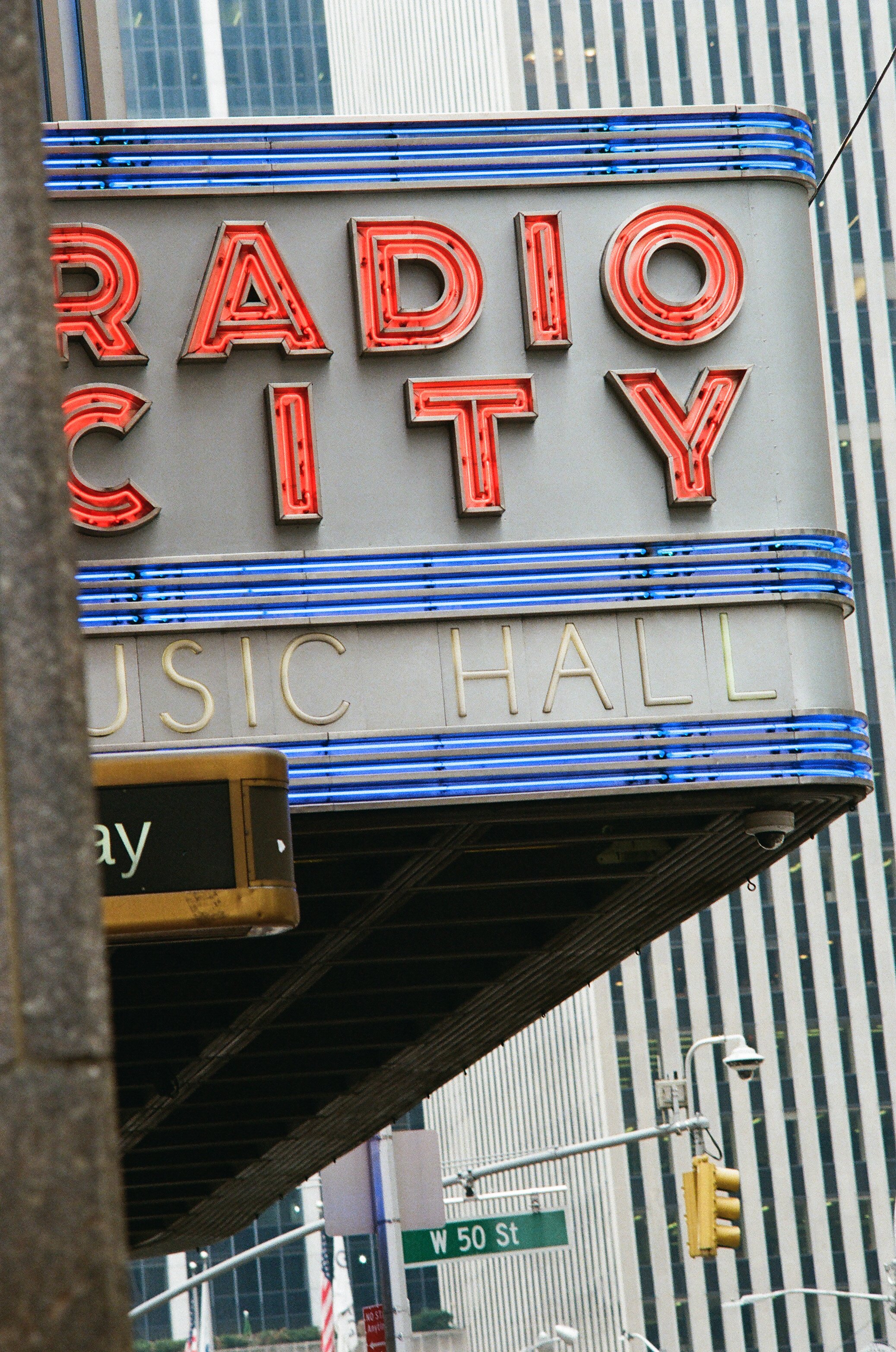 NYC-RadioCity-07.jpg