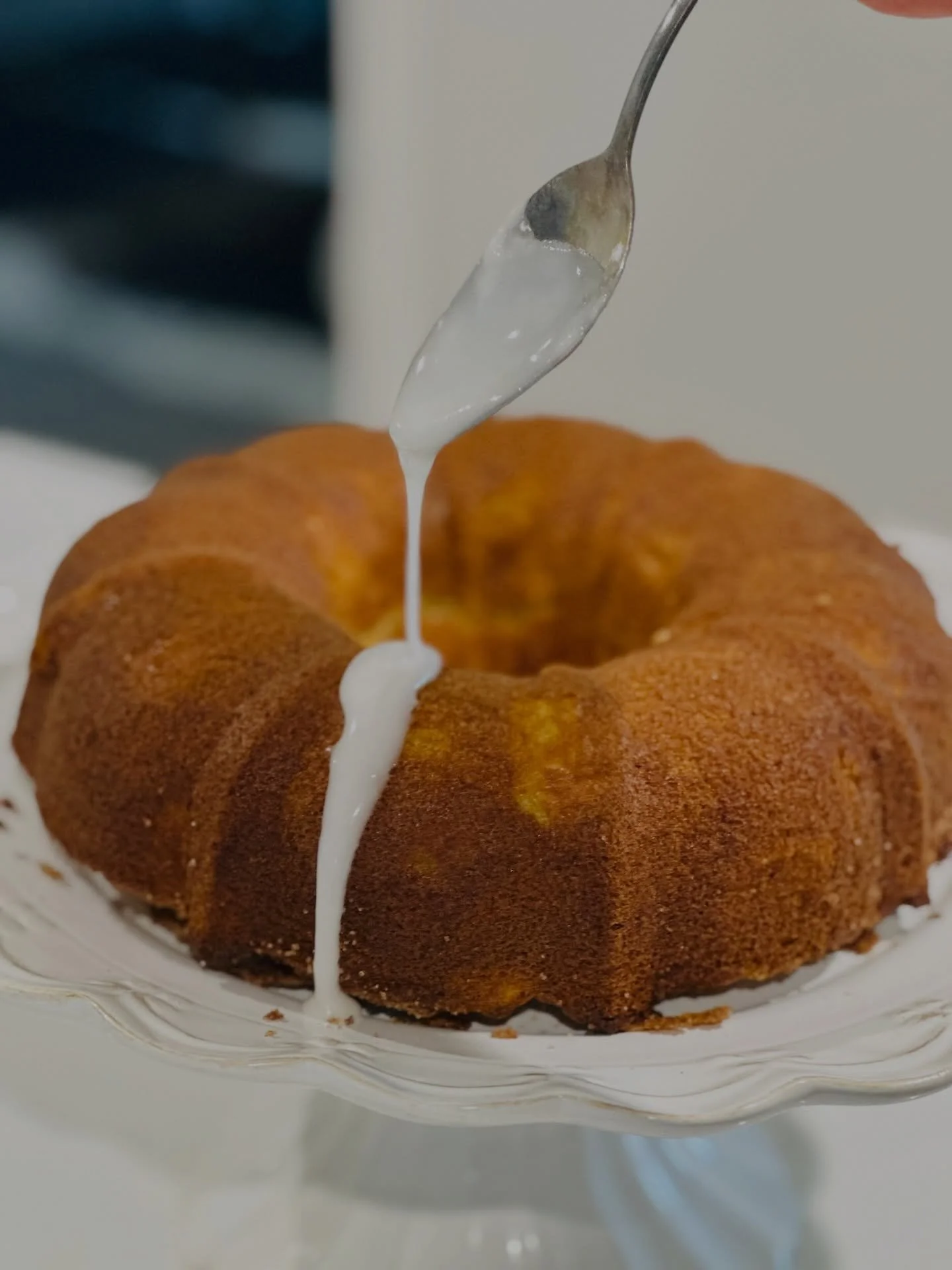 Cake Mix two ways in a bundt tin

Vanilla and chocolate

Both delicious both easy!

#bakingfromscratch #homebaking #instabake #treatyourself #sweettooth