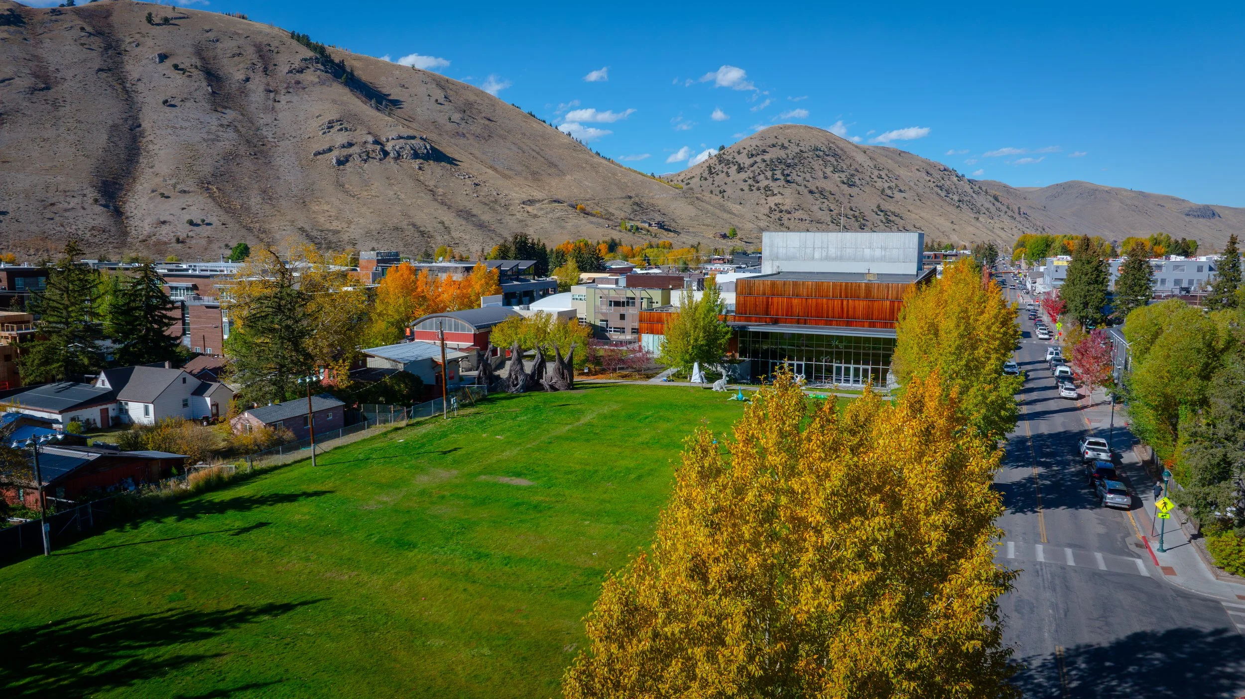 REQUEST FOR QUALIFICATIONS: Major Outdoor Art Installation Celebrating 20 Years of Center for the Arts