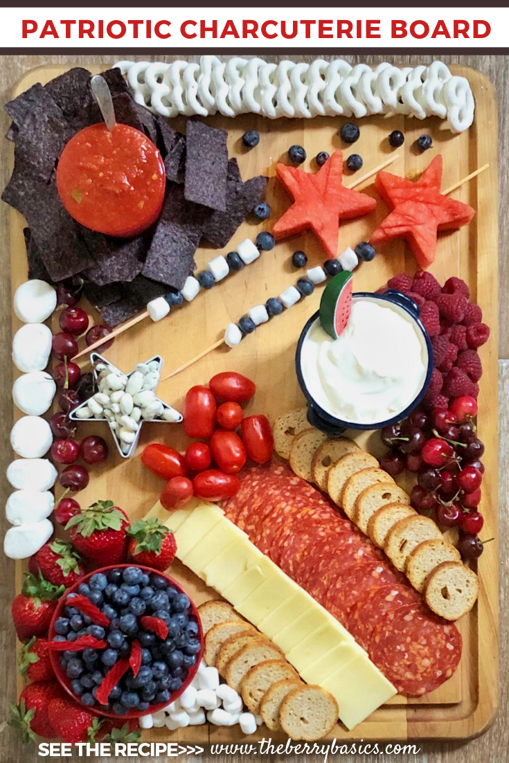 ultimate patriotic charcuterie board1.png