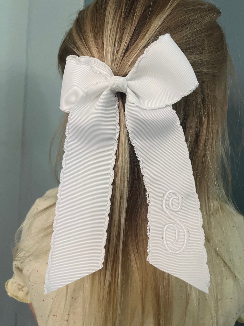 Embroidered Moonstitch Long Tail Bow with First Name or First Initial  Monogram — The Berry Basics