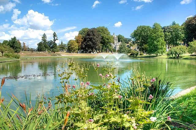 Valley_Water_with_the_Greenwood_Cemetery_Chapel.jpeg