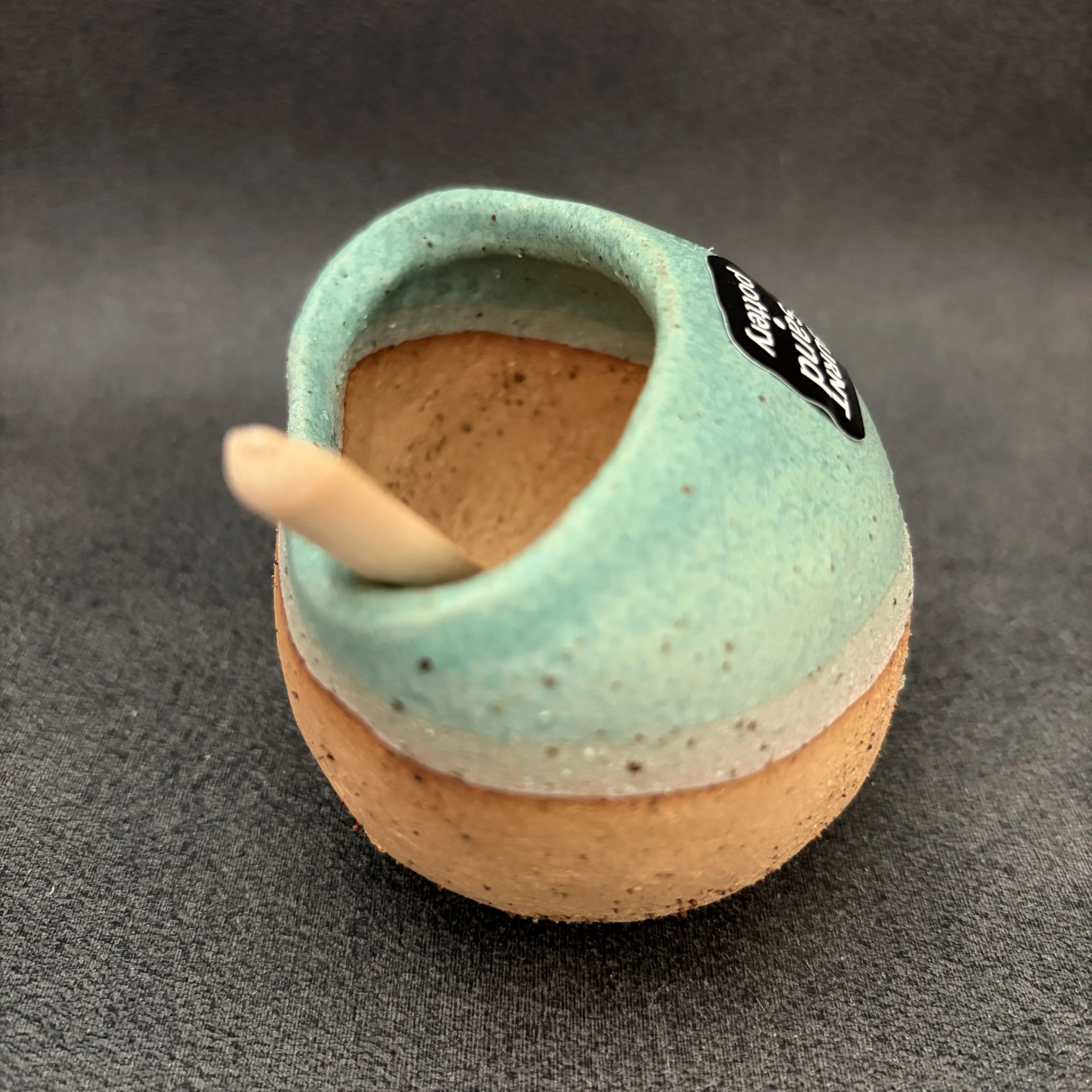 small salt pig . 837