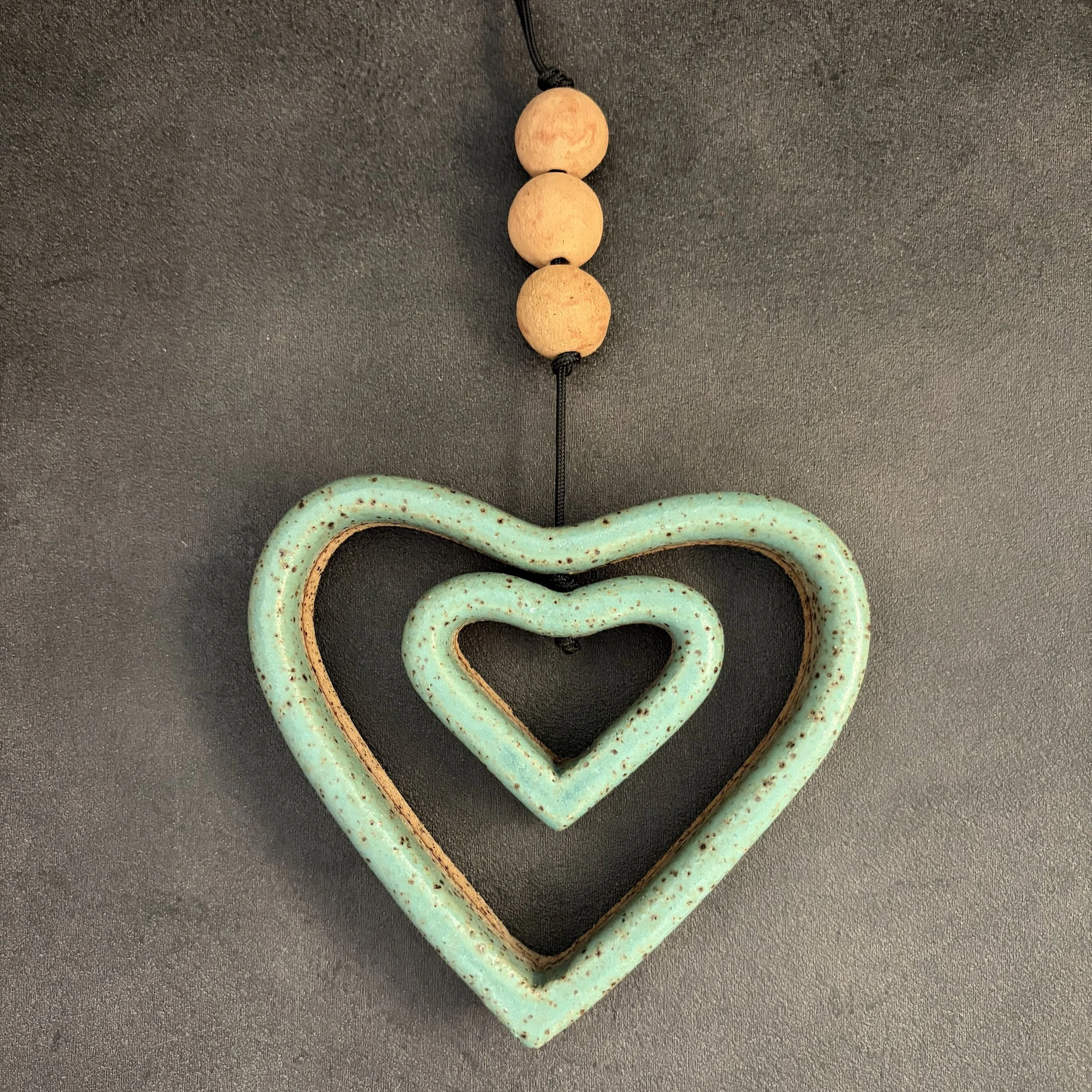 medium heart . 970