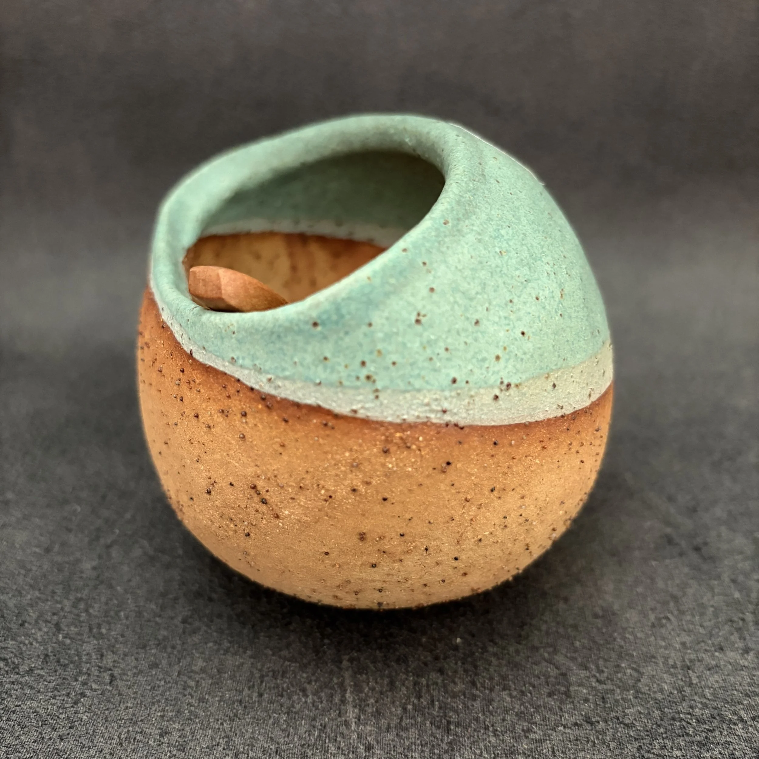 salt pig large . 850