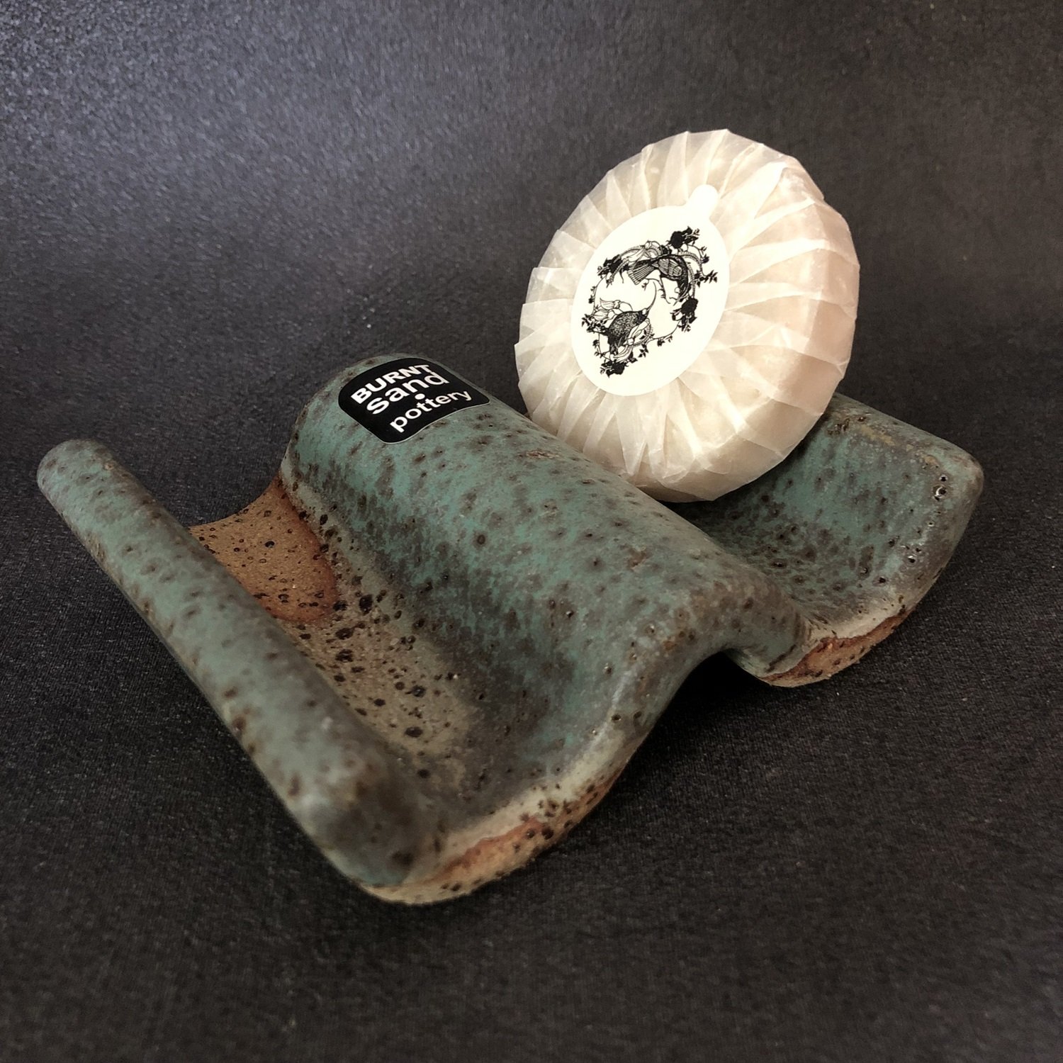 soap dish . 512