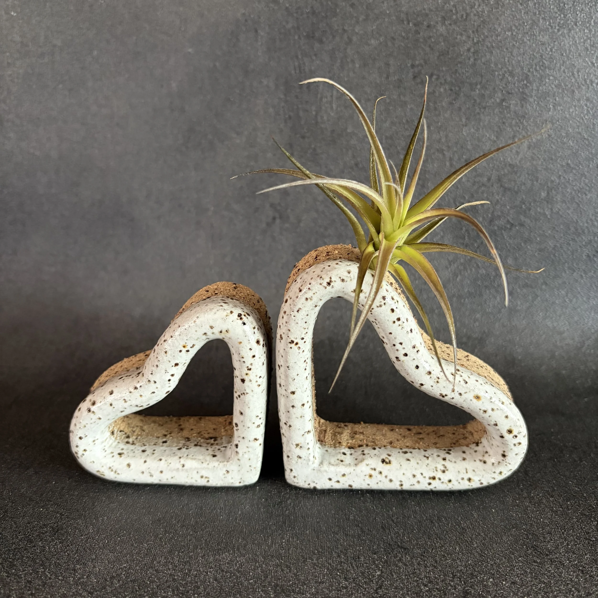 standing heart set . white