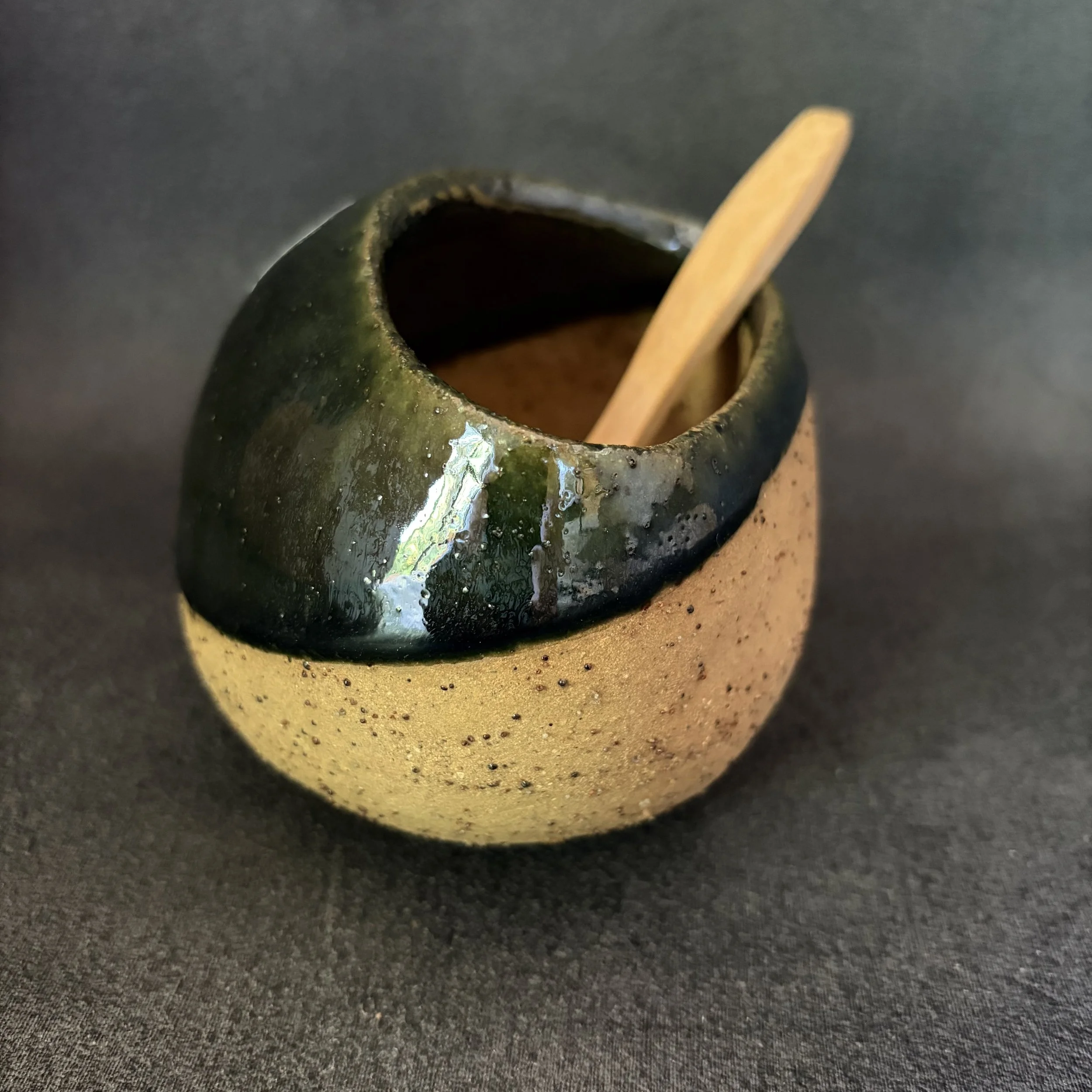 salt pig large . 860