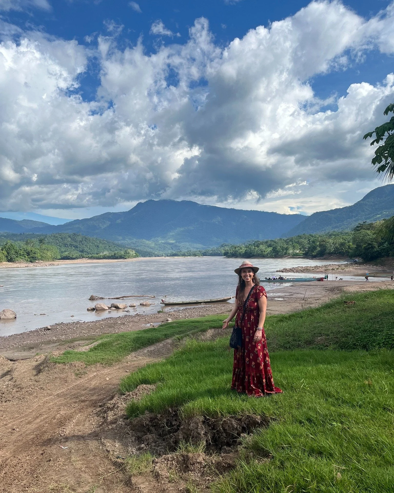 It's been a whole year since I purchased @morningritualcacao !

𝐓𝐨 𝐜𝐞𝐥𝐞𝐛𝐫𝐚𝐭𝐞 𝐦𝐲 𝟏 𝐲𝐞𝐚𝐫 𝐚𝐧𝐧𝐢𝐯𝐞𝐫𝐬𝐚𝐫𝐲, 𝐈 𝐡𝐚𝐯𝐞 𝐭𝐡𝐞 𝐁𝐈𝐆𝐆𝐄𝐒𝐓 𝐬𝐚𝐥𝐞 𝐈'𝐯𝐞 𝐡𝐞𝐥𝐝!

Working with the family farm in Chazuta, San Martin, Northe
