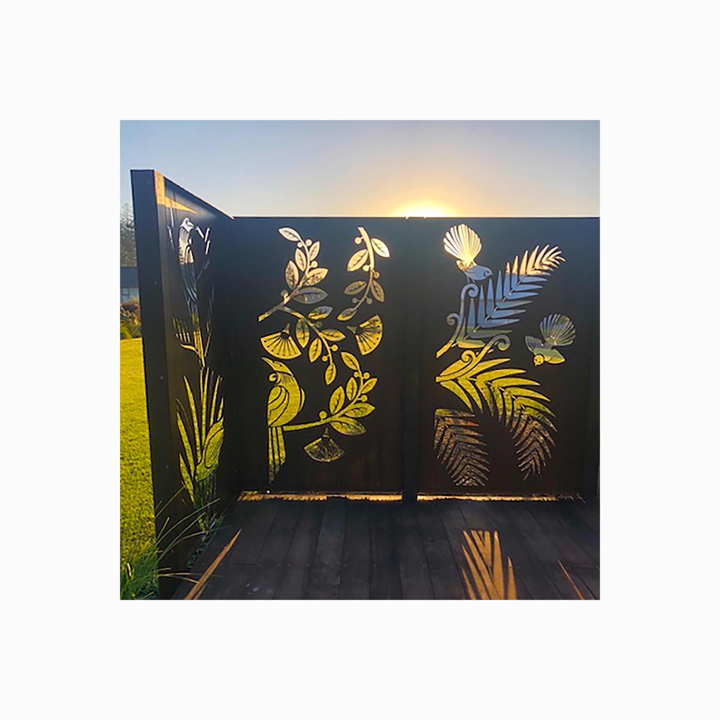 Fantail_Fern_Privacy_Screen_Laser_Cut_Outdoor_Art_Corten_Fence.jpg