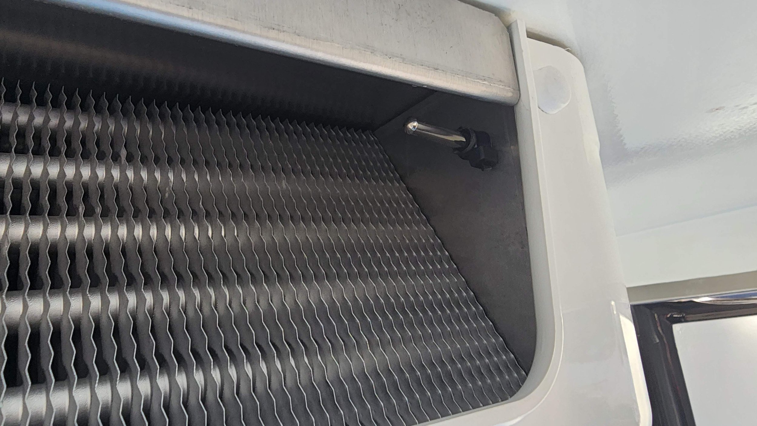 FORD — COOL BOX NZ