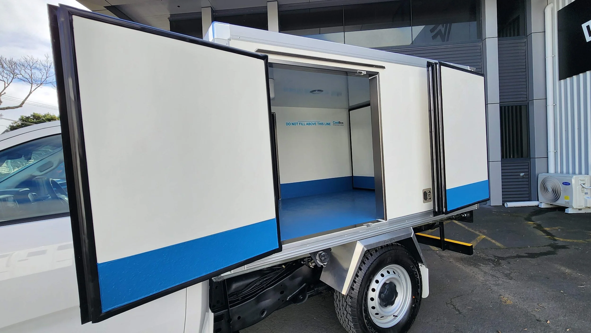 FORD — COOL BOX NZ