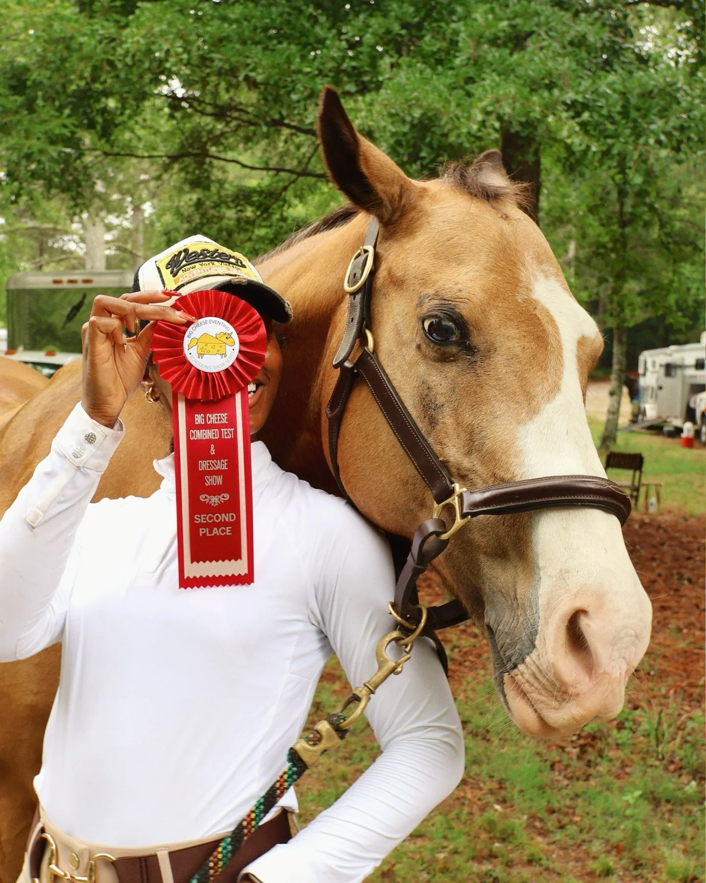 You&rsquo;re looking at a girl who placed second in her very first horse show! @bigcheeseeventing ✮⋆˙

#equestrian #blackequestrian #hunterjumper #horseshow #horsegirl