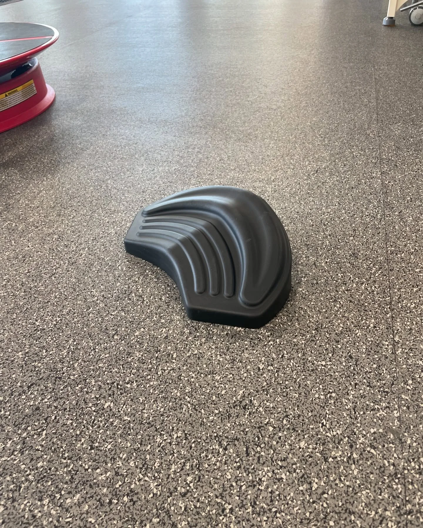 🌟 Expert Insight: Elevate Your Lower Body Health with Foot Strength! 🌟

As a specialist in musculoskeletal rehabilitation, I can&rsquo;t emphasize enough how critical foot strength is in preventing lower body injuries and enhancing overall balance.